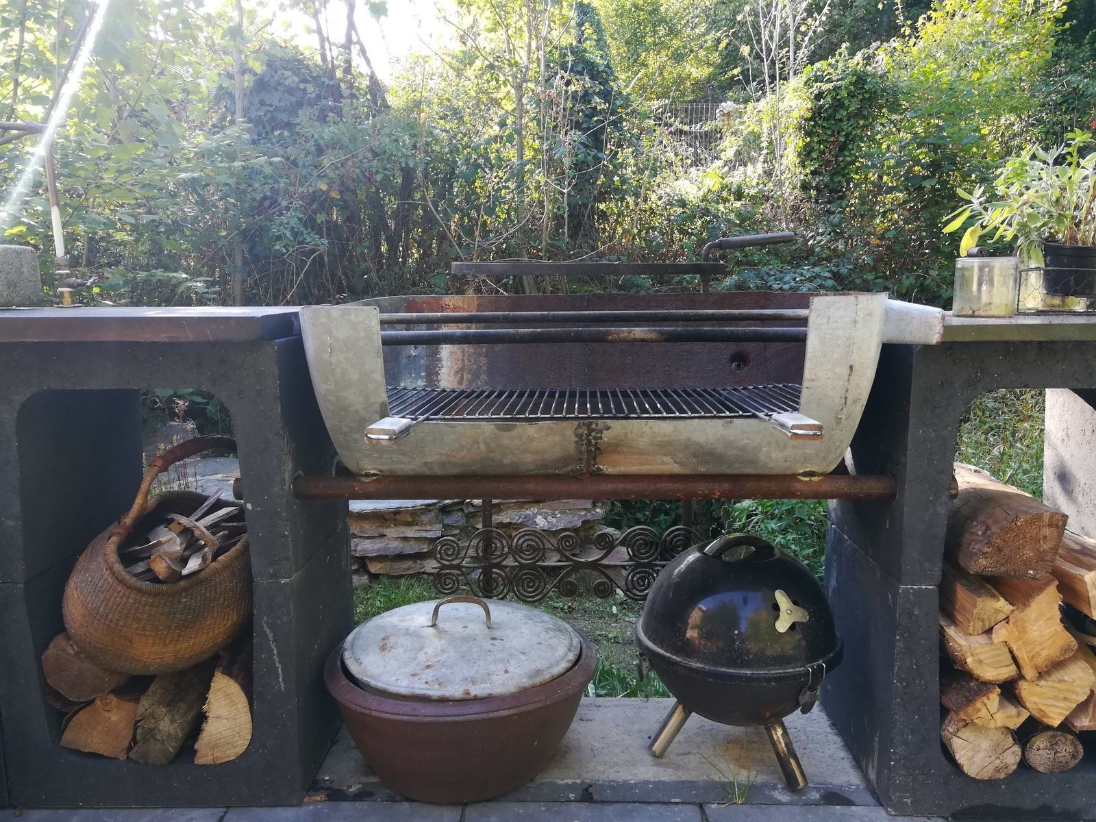 Vakantiehuis la Source de Bru - groepshuis met pizzaoven
