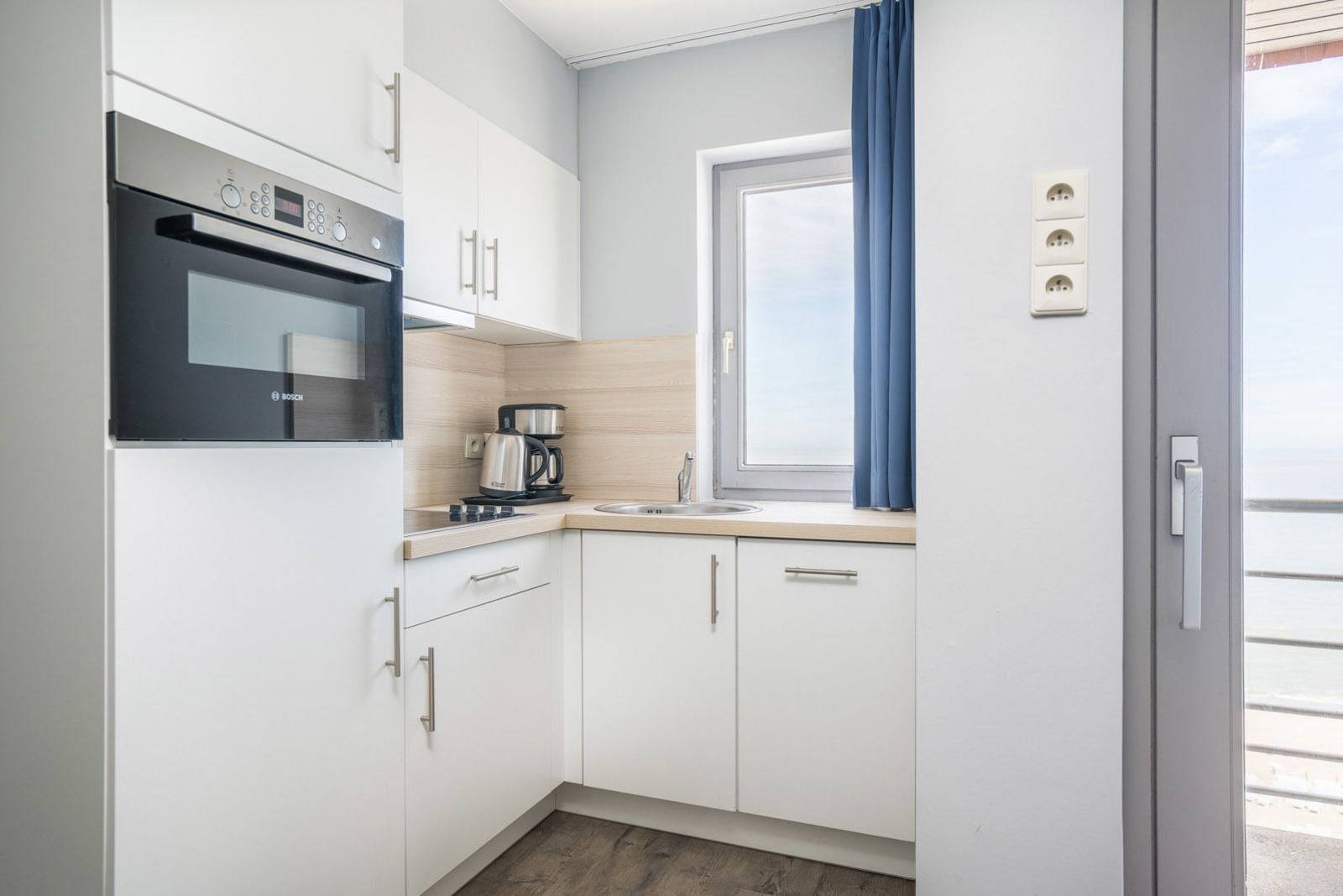 Essential Suite - 4p | Sleeping corner - Sofa bed | Balcony - Sea view