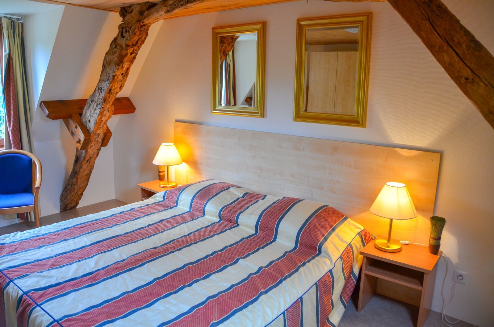 Renovated farm Domaine Versailles
