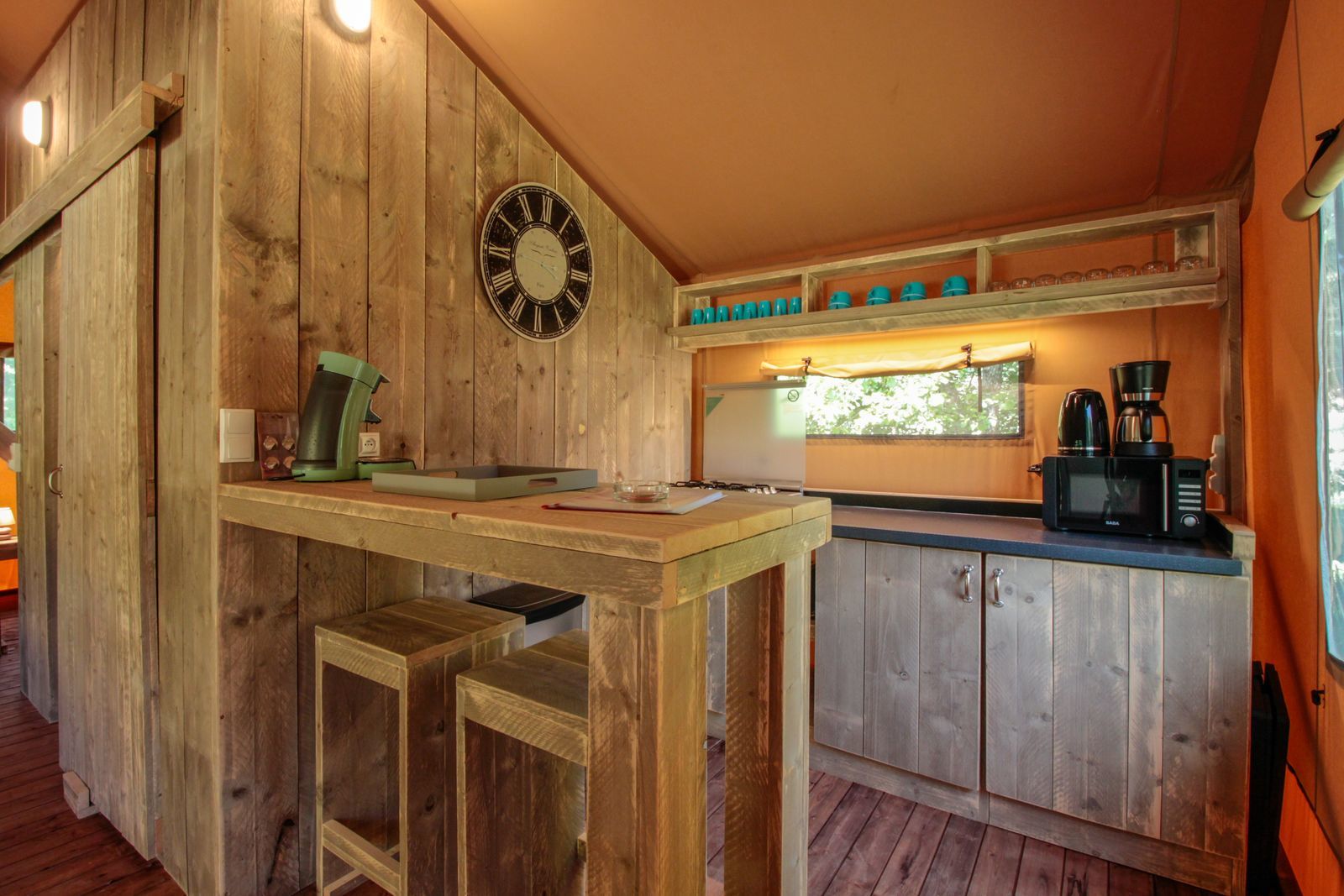 Lodgetent Brive