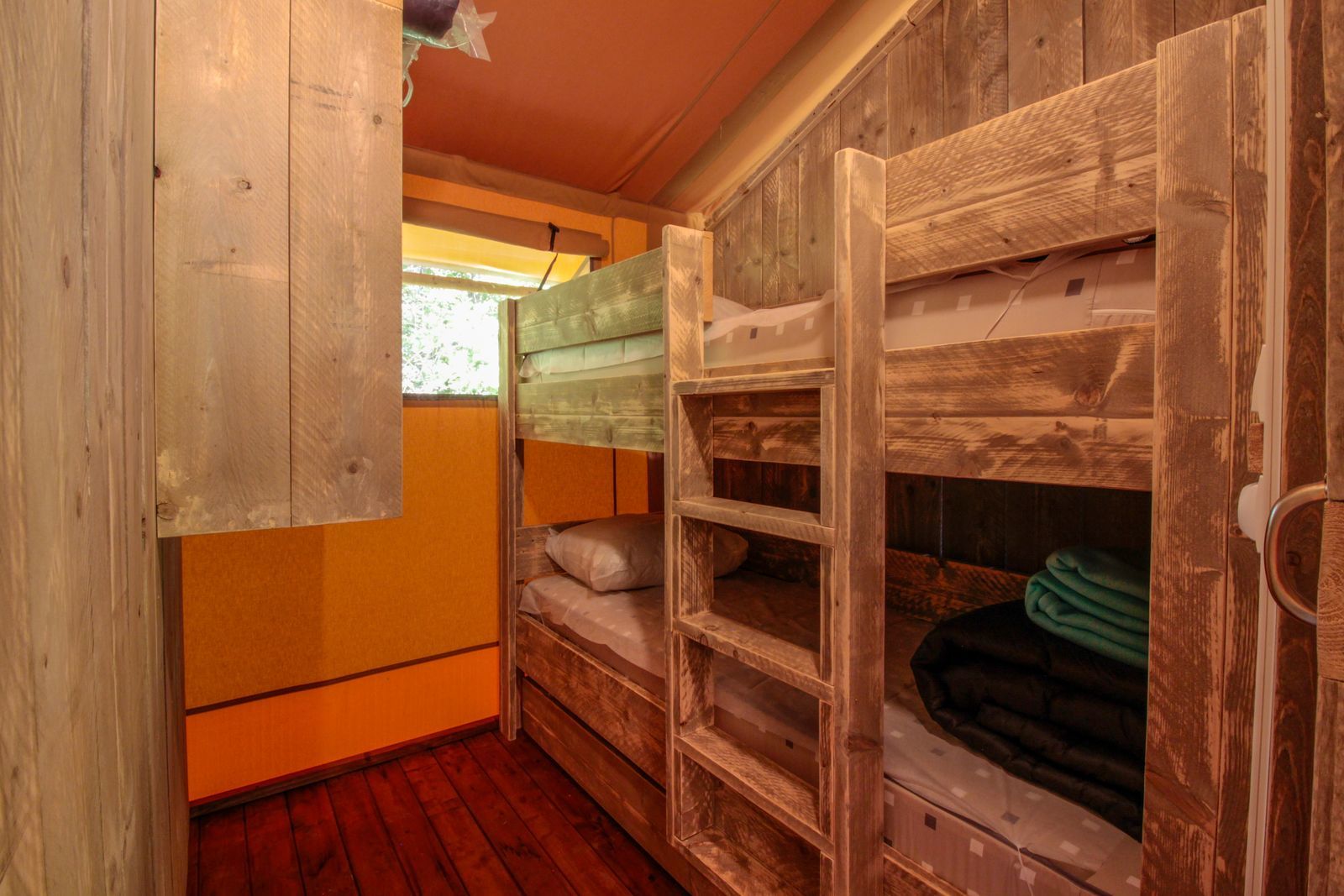 Lodgetent Brive