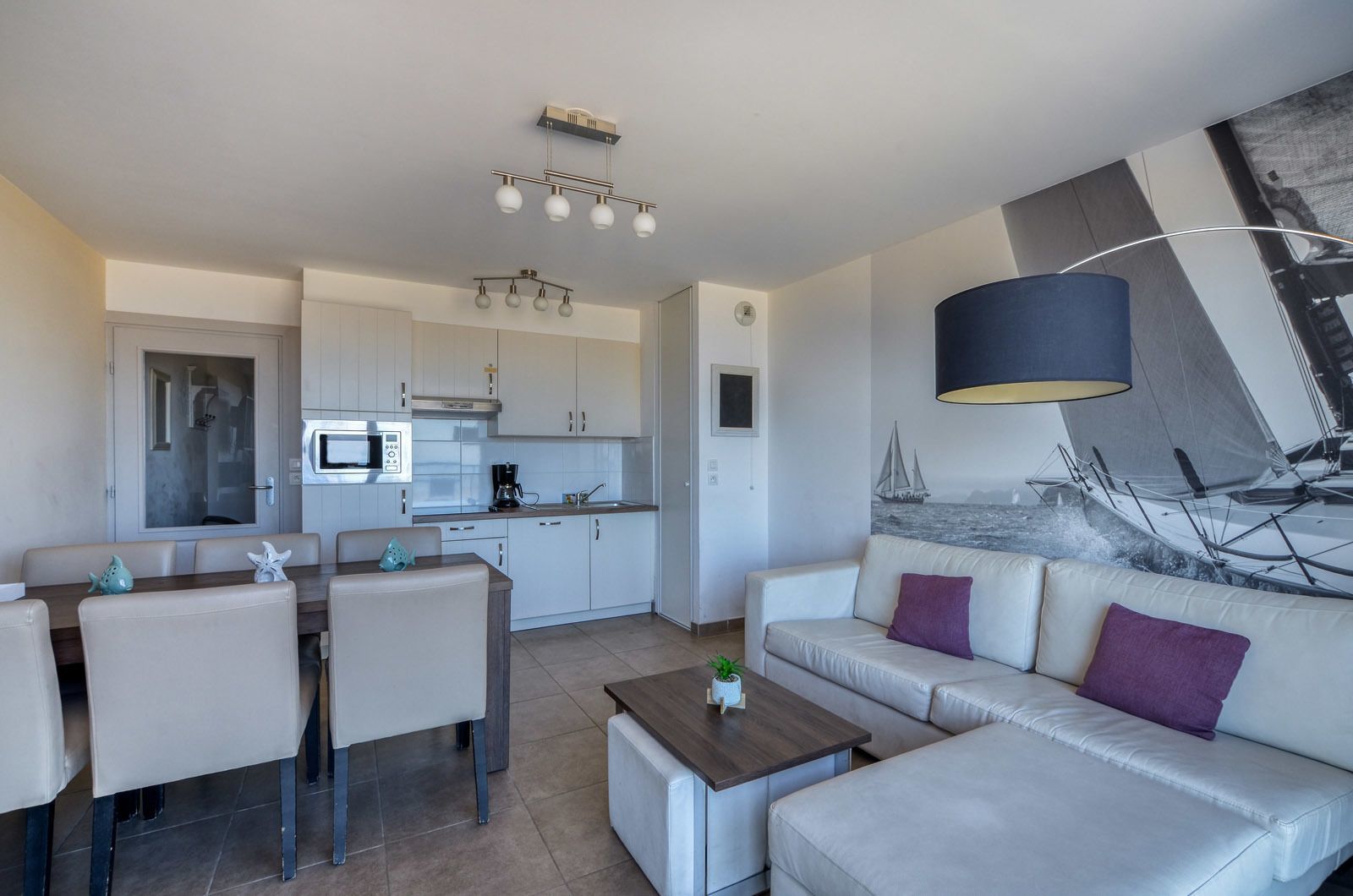 Vakantieverblijf voor 4 personen met balkon met zeezicht.