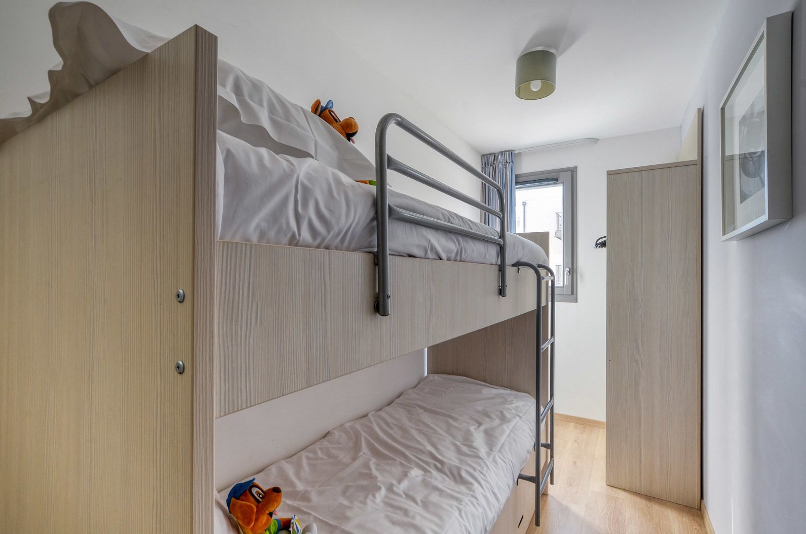 Vakantieverblijf voor 4 personen met balkon met zeezicht.