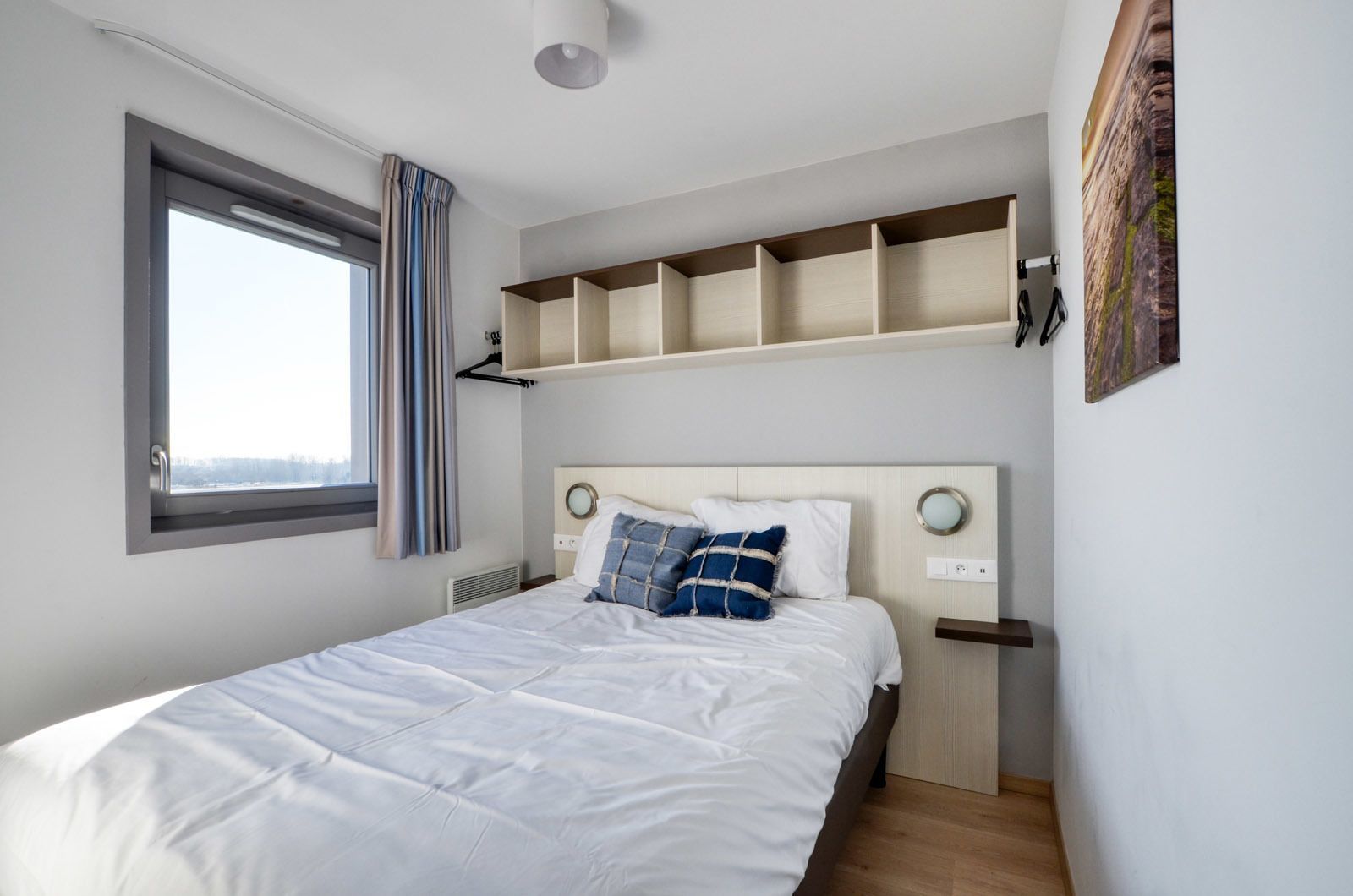 Apartment for 6 people (2 adults - 4 children) with balcony