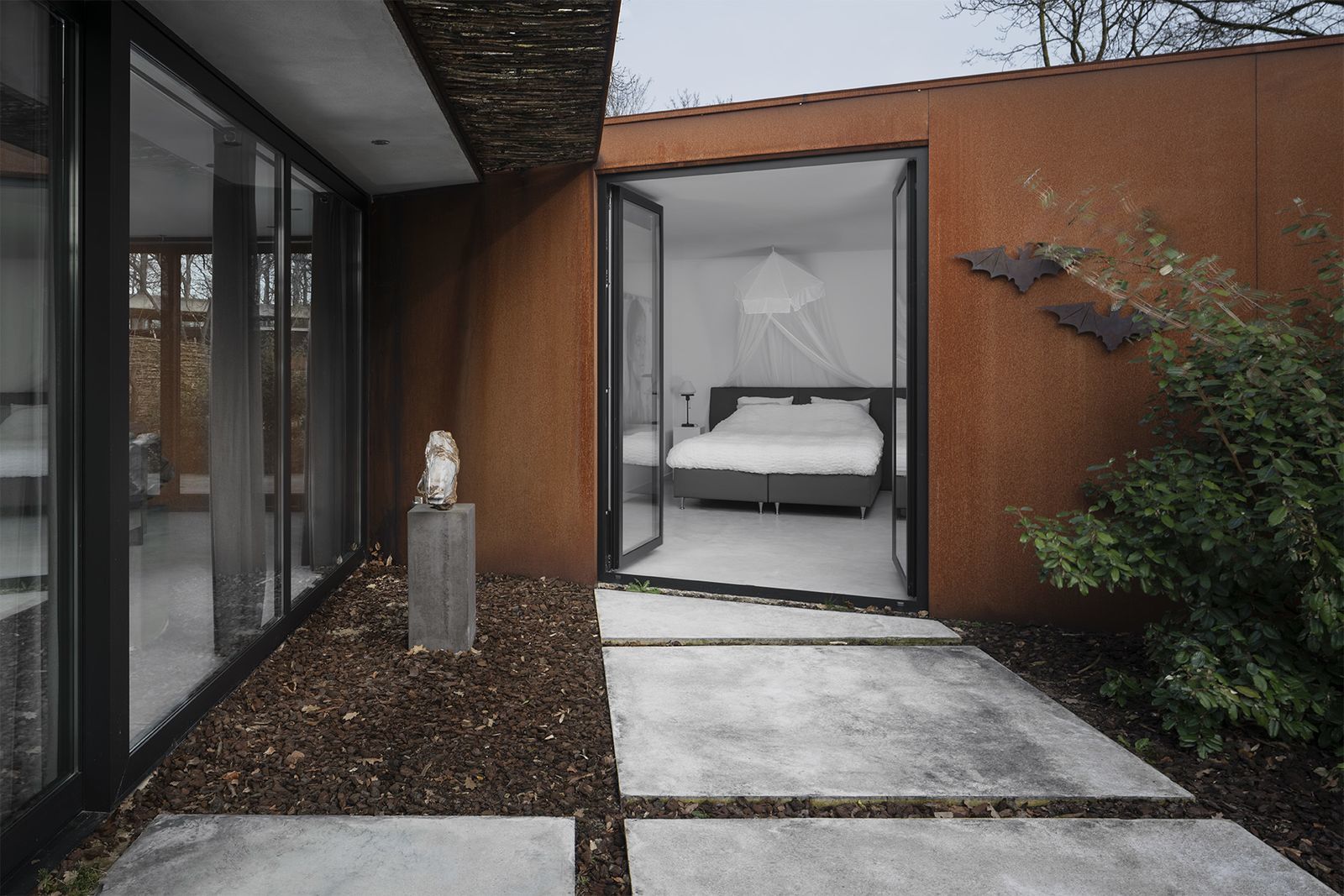 Stalen Boshuis - luxe vakantiehuis met sauna in Brabant