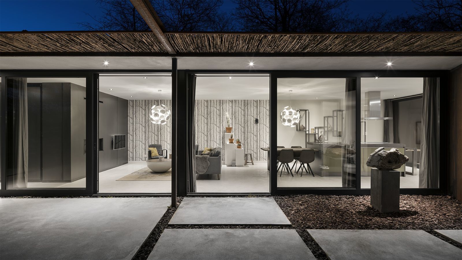 Stalen Boshuis - luxe vakantiehuis met sauna in Brabant