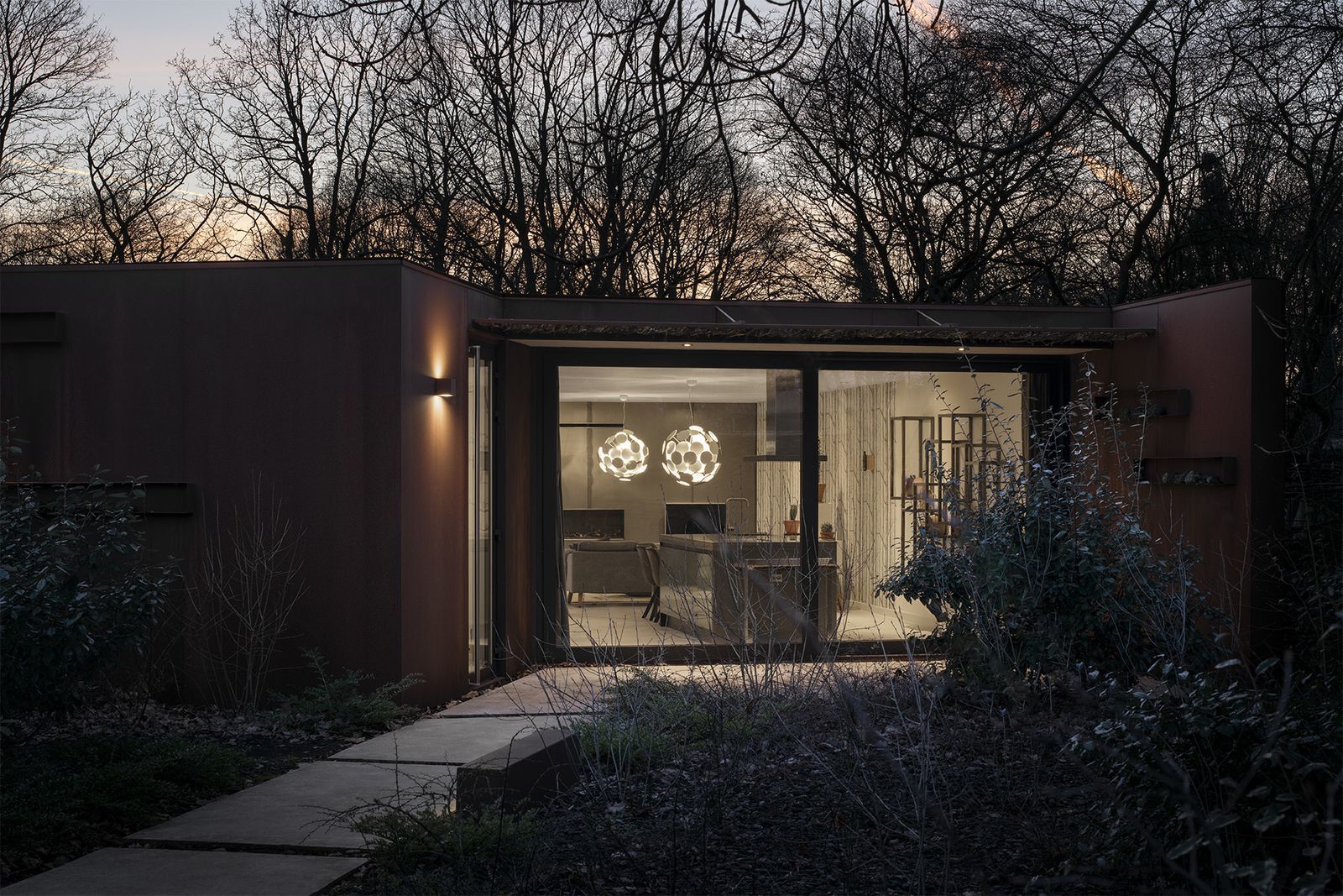 Stalen Boshuis - luxe vakantiehuis met sauna in Brabant