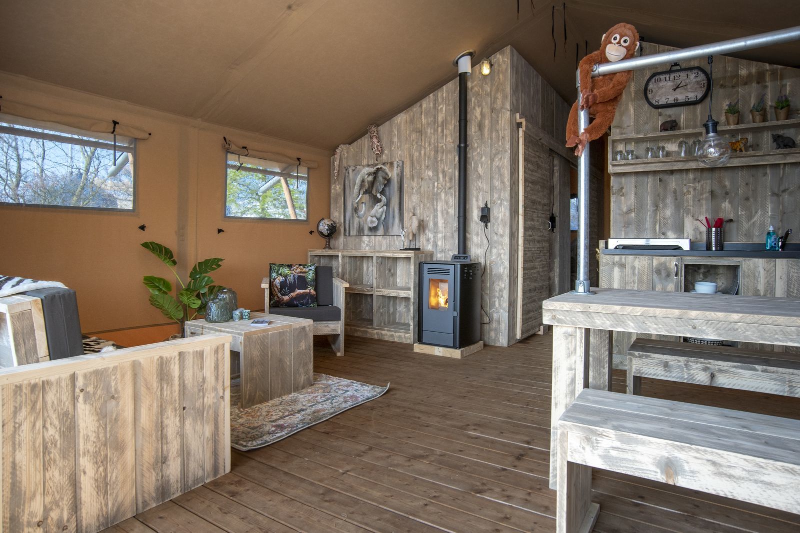 Safari-Lodge XL für 6 Personen