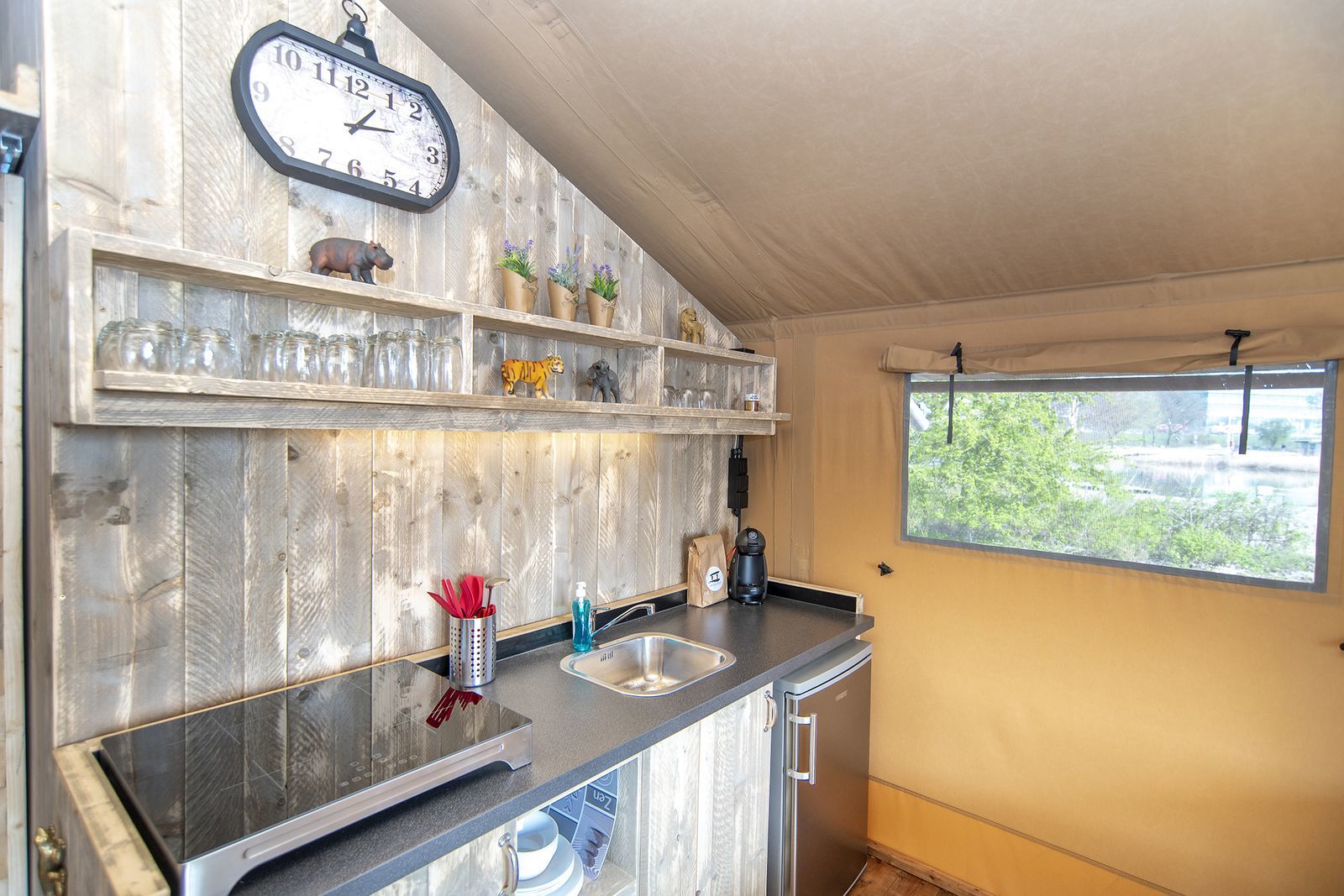 Safari-Lodge XL für 6 Personen