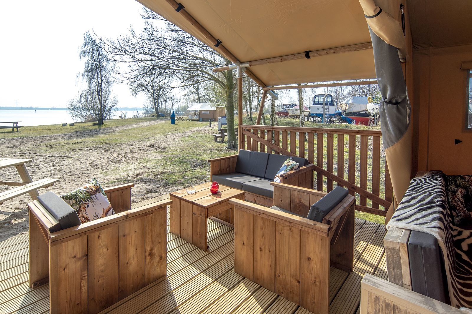 Safari-Lodge XL für 6 Personen