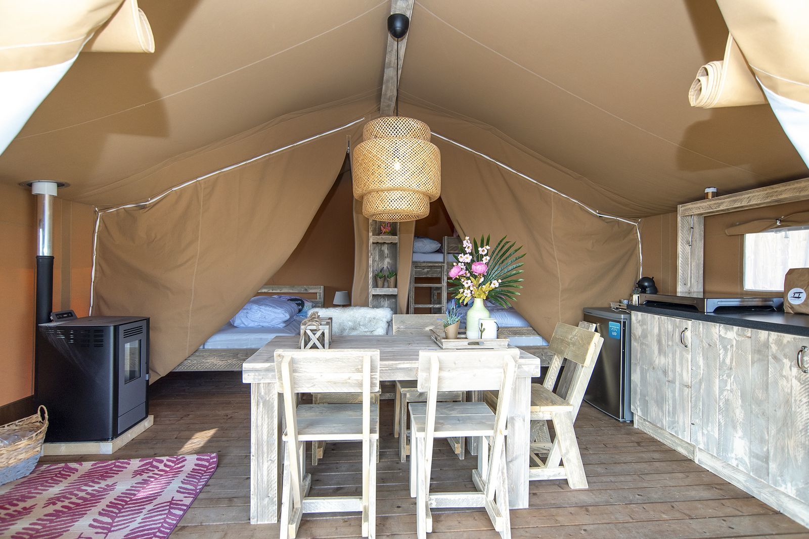 Safarilodge 5 persoons Almere