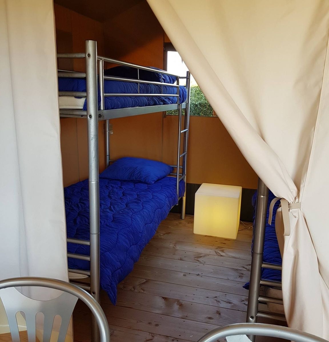 Safari tent