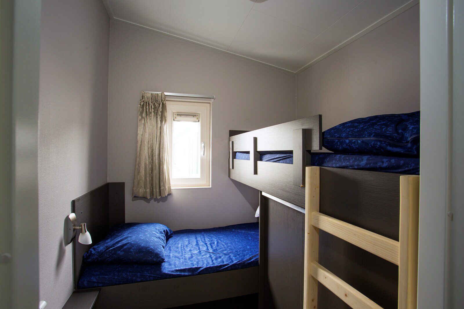 DeLuxe (without TV): 6 people, 3 bedrooms
