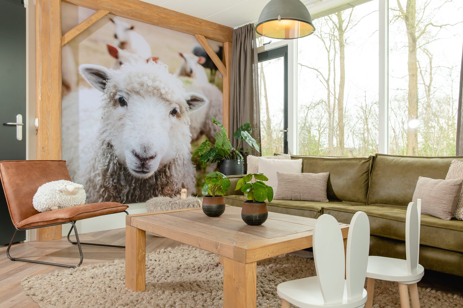 8-person children's bungalow | Theme: Farm adapted