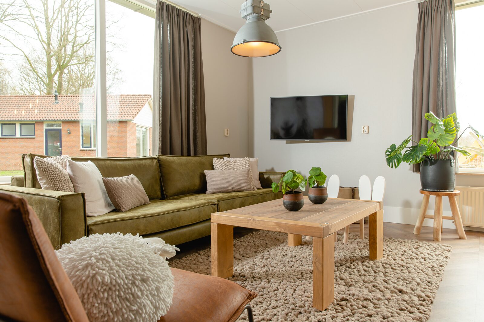 8-person children's bungalow | Theme: Farm adapted