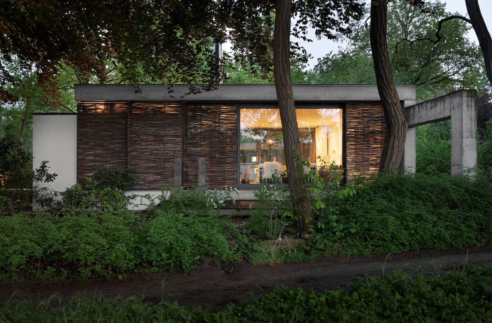 Betonnen Boshuis - luxe wellness vakantiehuis in Brabant