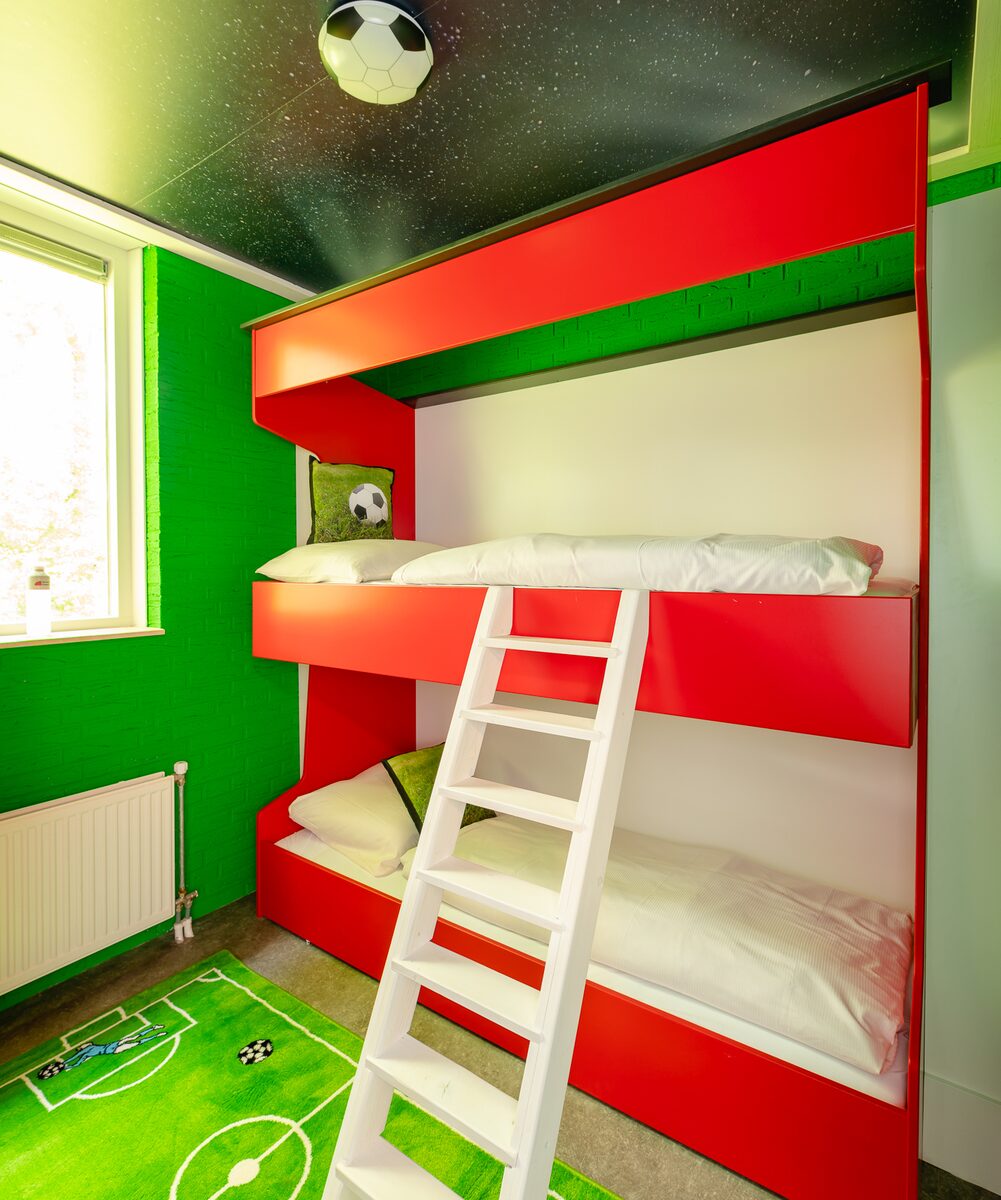 Kinderbungalow FC Mölke stadion met warme bubbeltub I 6 personen