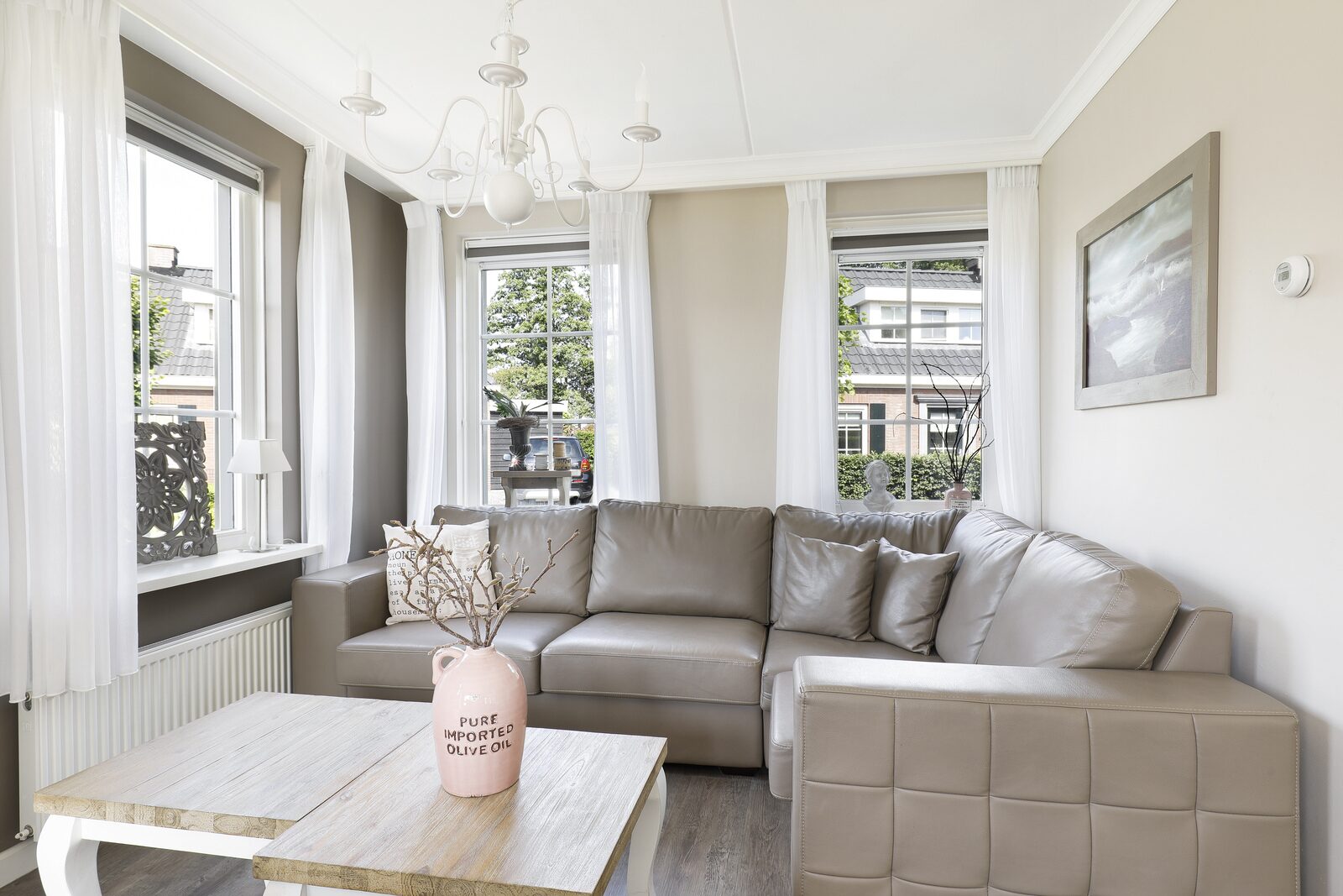 Notary home (without TV): 8 people