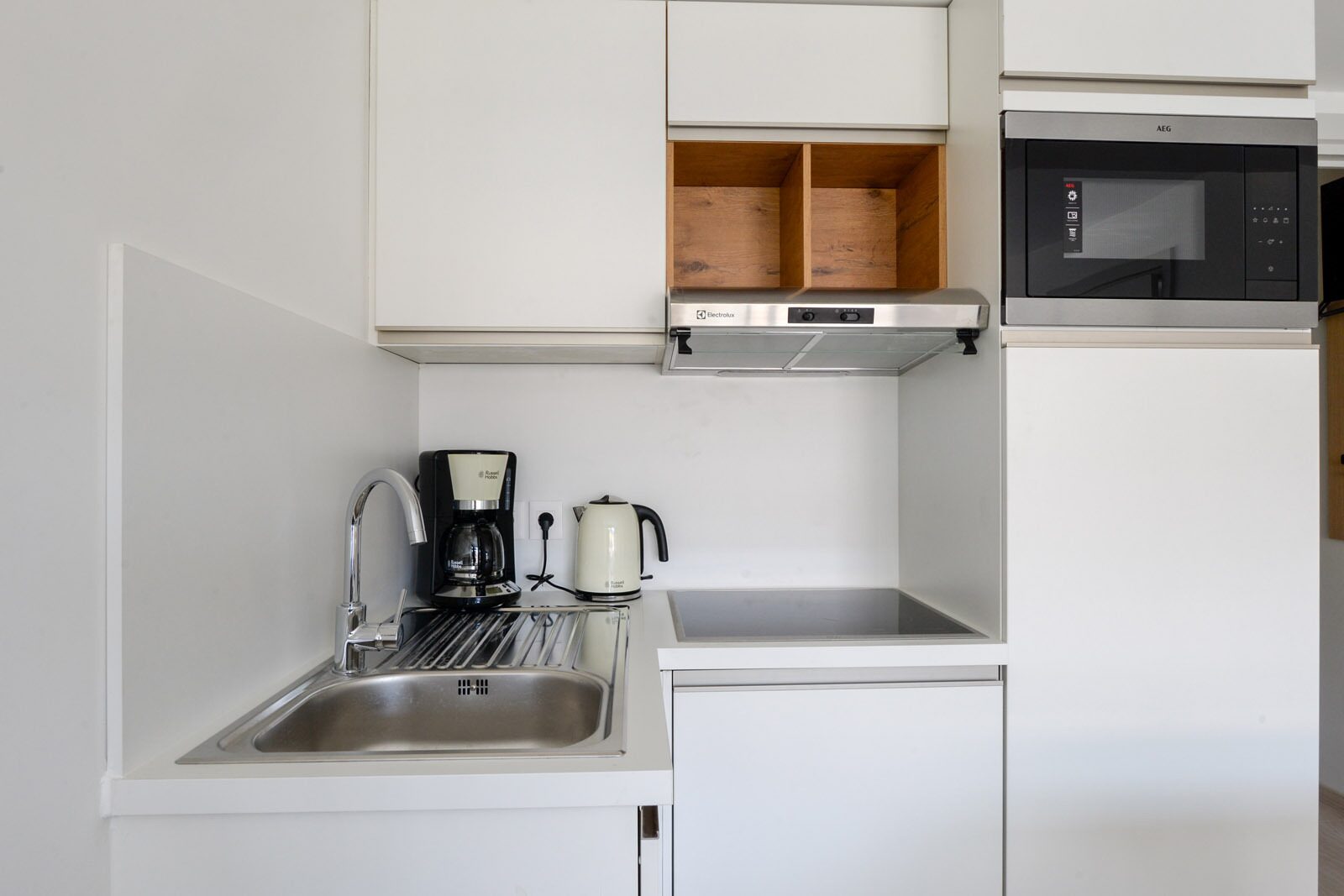 Appartement standard pour 6 personnes avec lit double, lits simples et un canapé-lit.