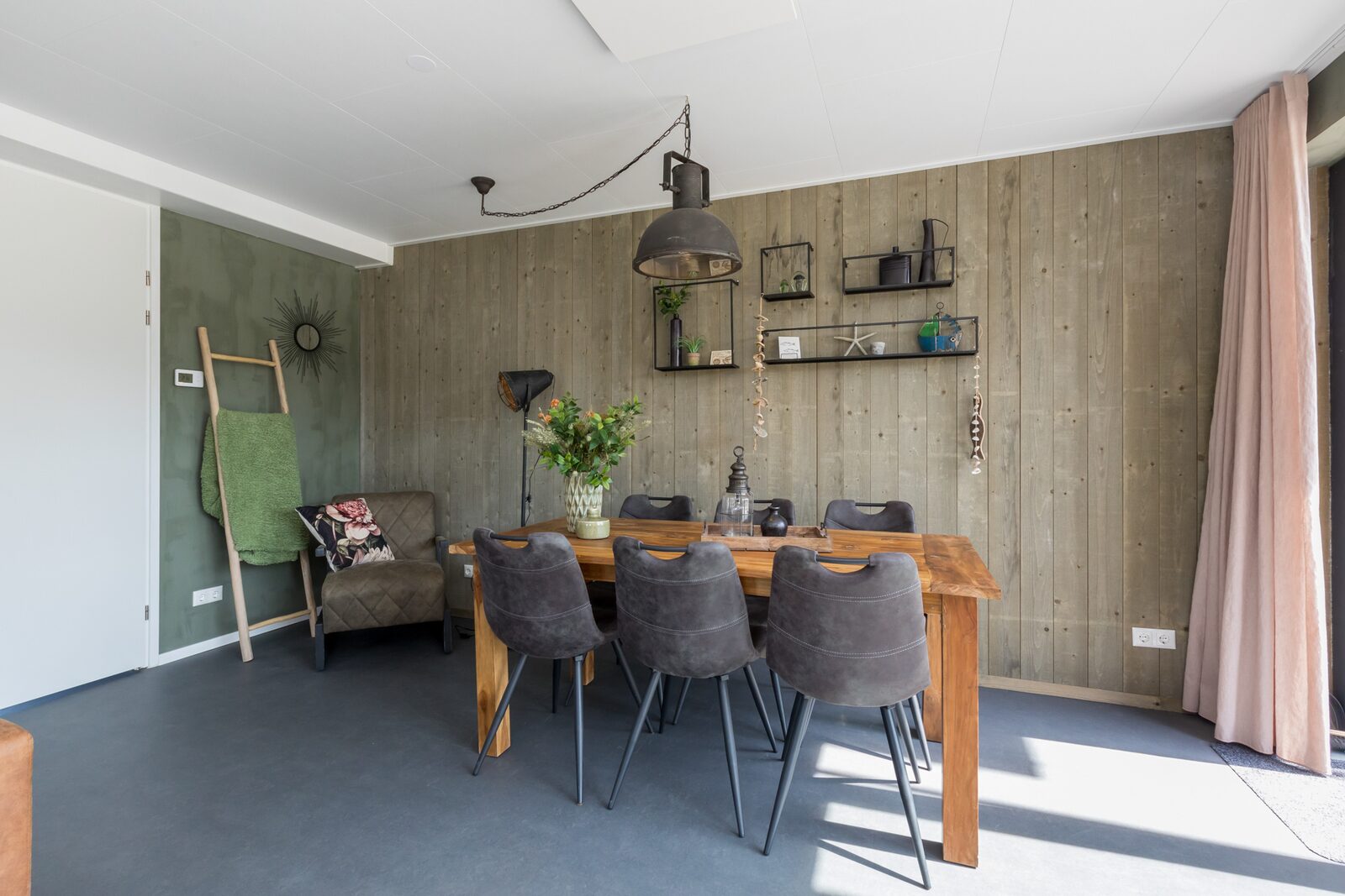 Ferienhaus - Vroondijk 2 | Vrouwenpolder 'Duinappel en Zonnebes'