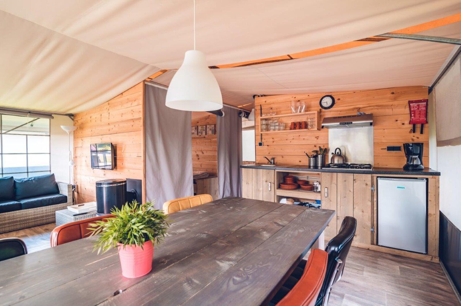 Tent Villa | 2 - 6 people