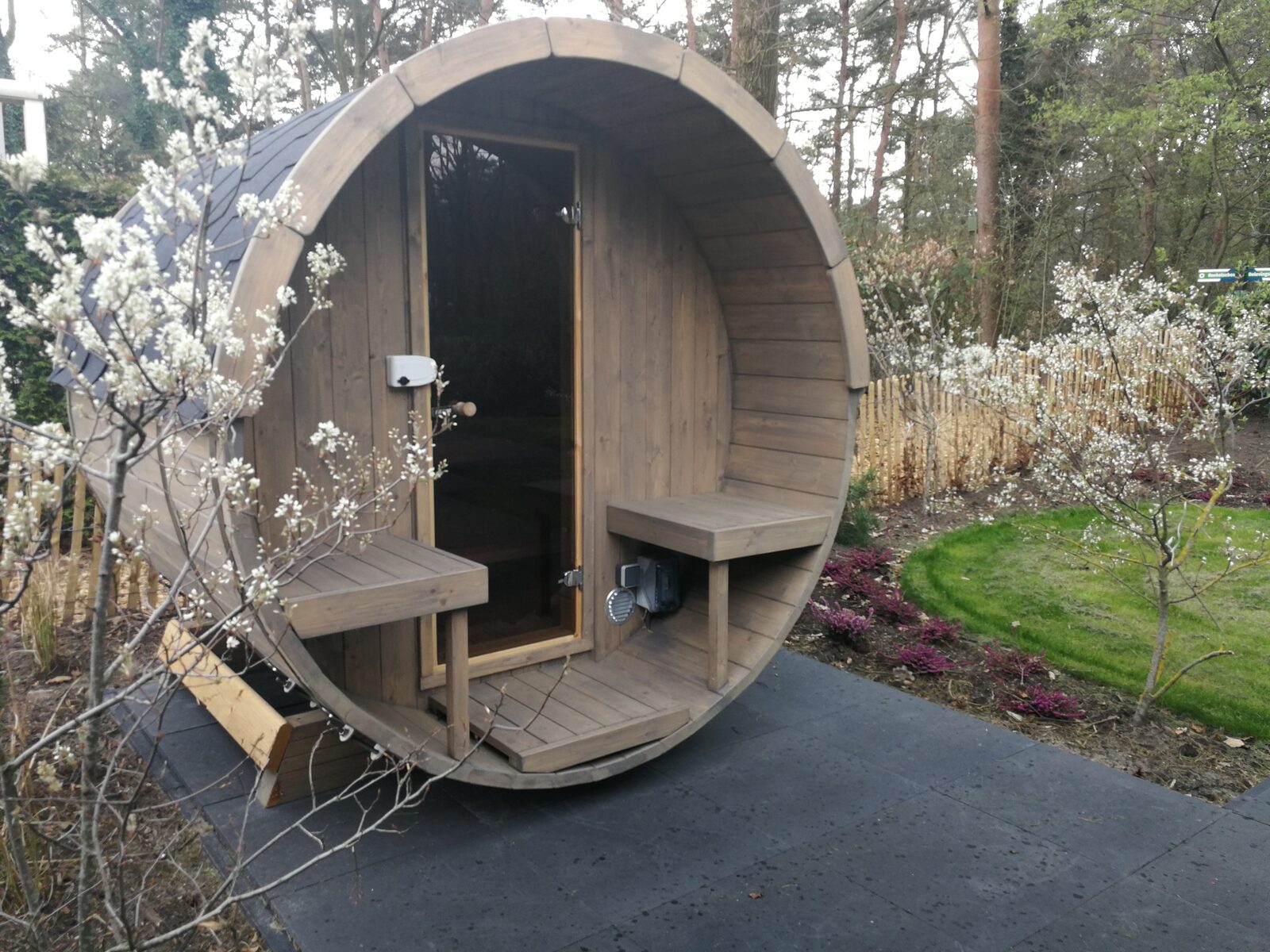Bos Lodge 75 Eco 6 persons with Hottub and Sauna