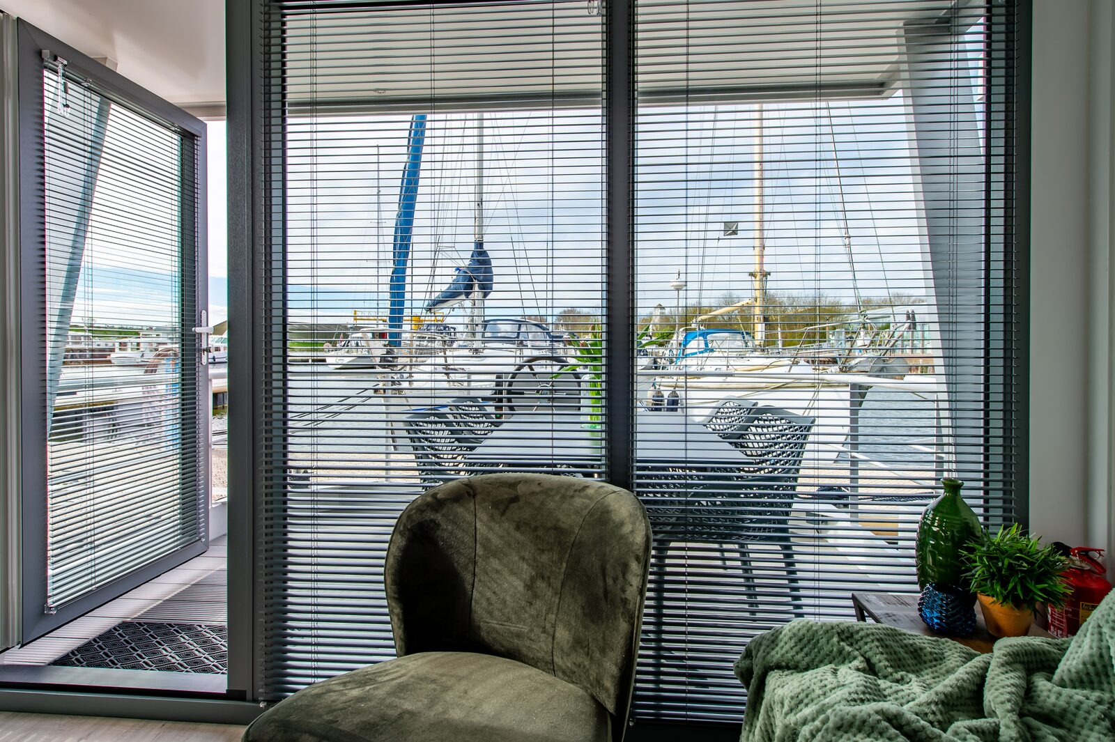 Waterlodge Blue Island | d'Ouwe Haven
