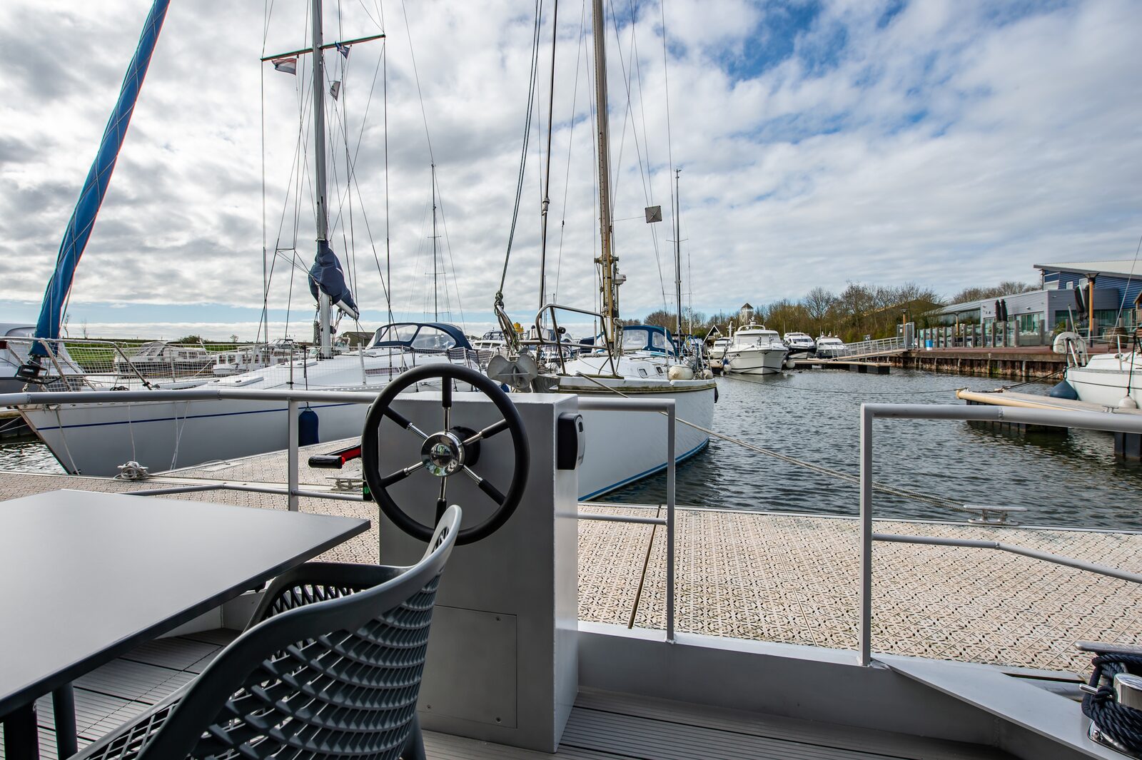 Waterlodge Blue Island | d'Ouwe Haven