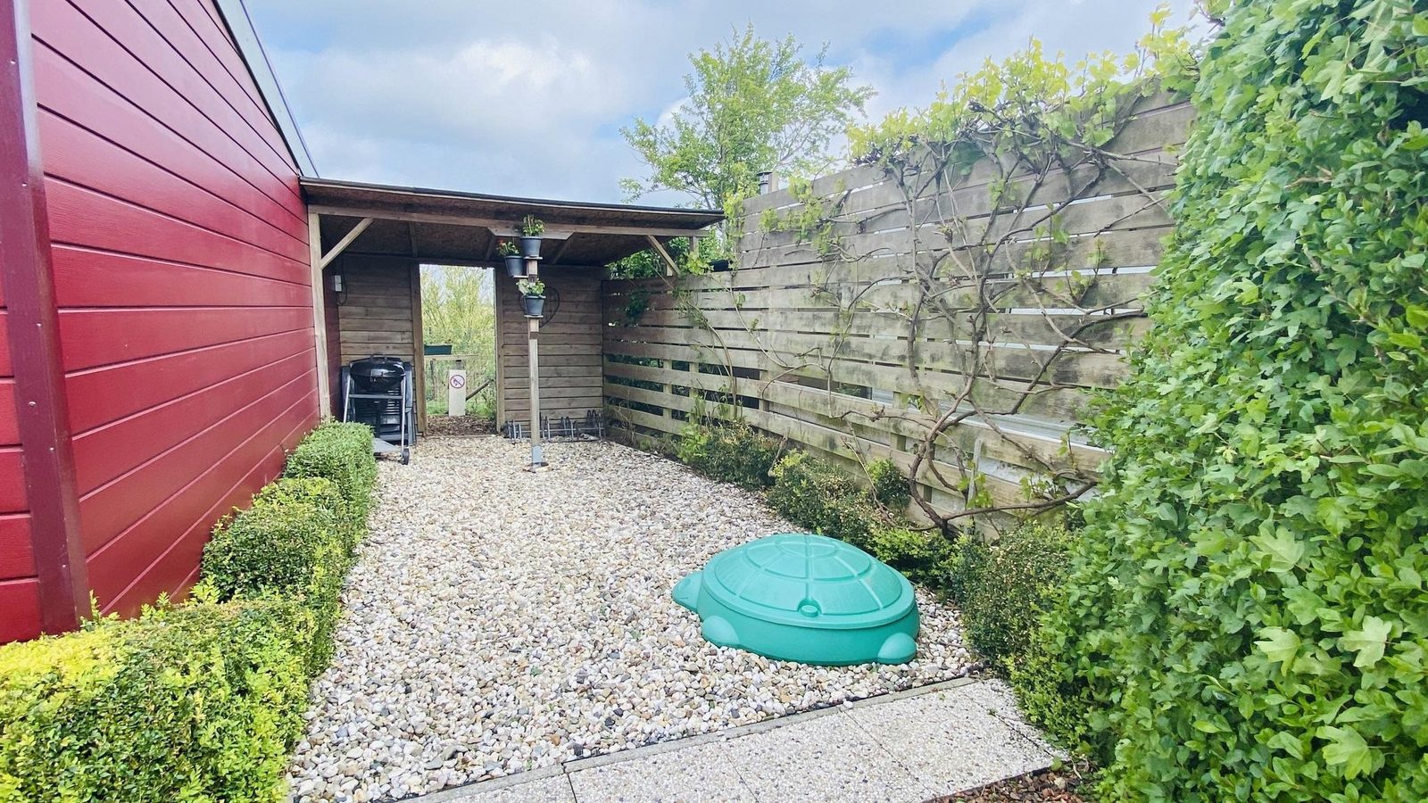 VZ182 Holiday Home Kerkwerve