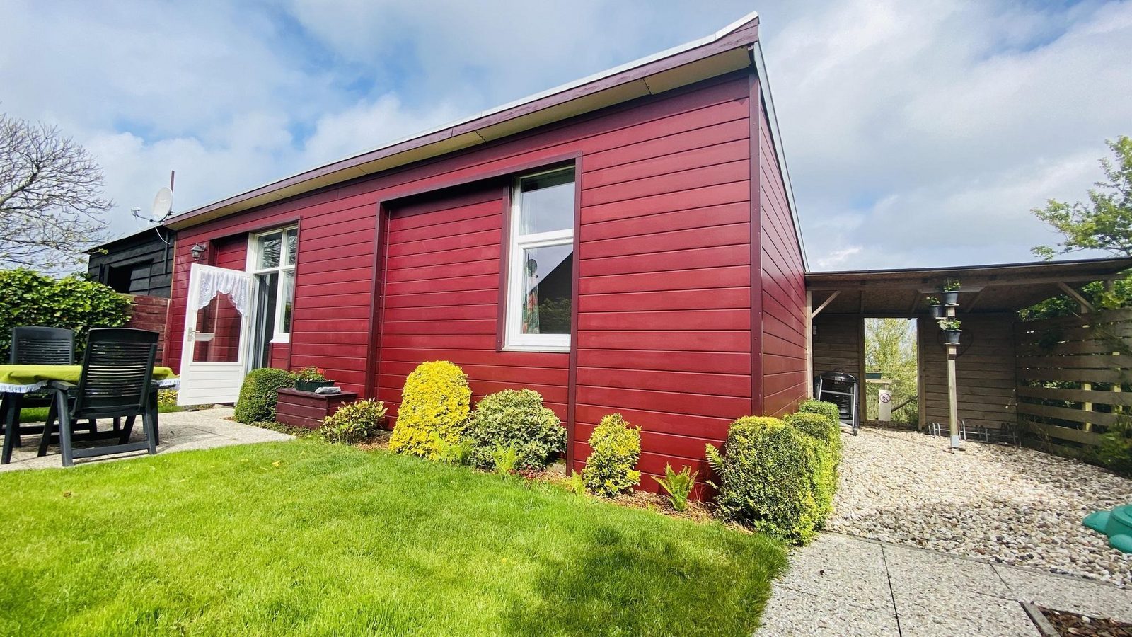 VZ182 Holiday Home Kerkwerve