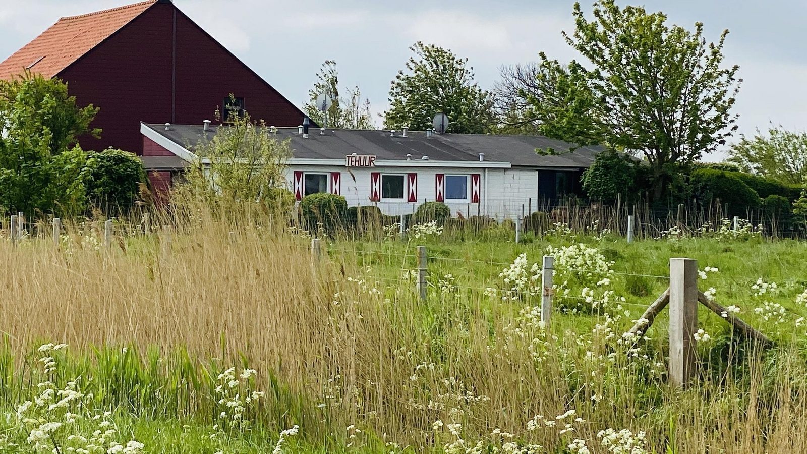VZ182 Holiday Home Kerkwerve