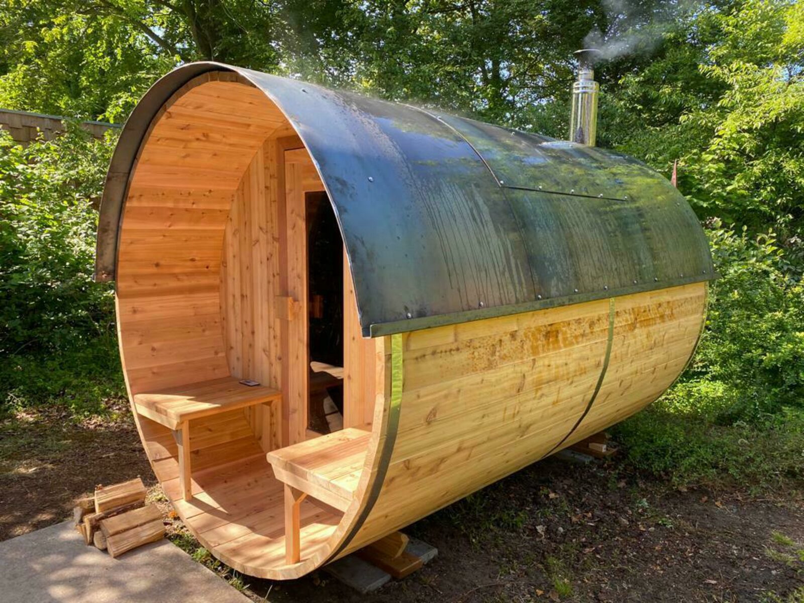 Stalen Boshuis - luxe vakantiehuis met sauna in Brabant