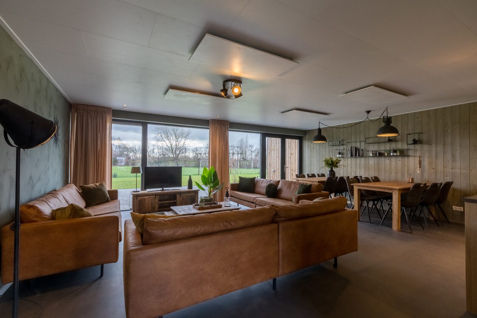 Ferienhaus - Vroondijk 2 | Vrouwenpolder Zeebloesempje