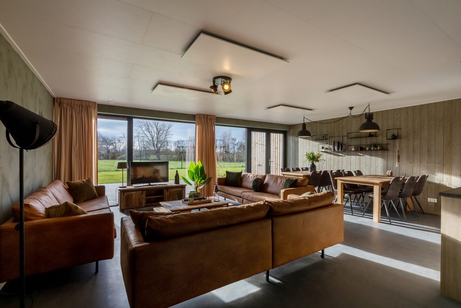 Ferienhaus - Vroondijk 2 | Vrouwenpolder Zeebloesempje