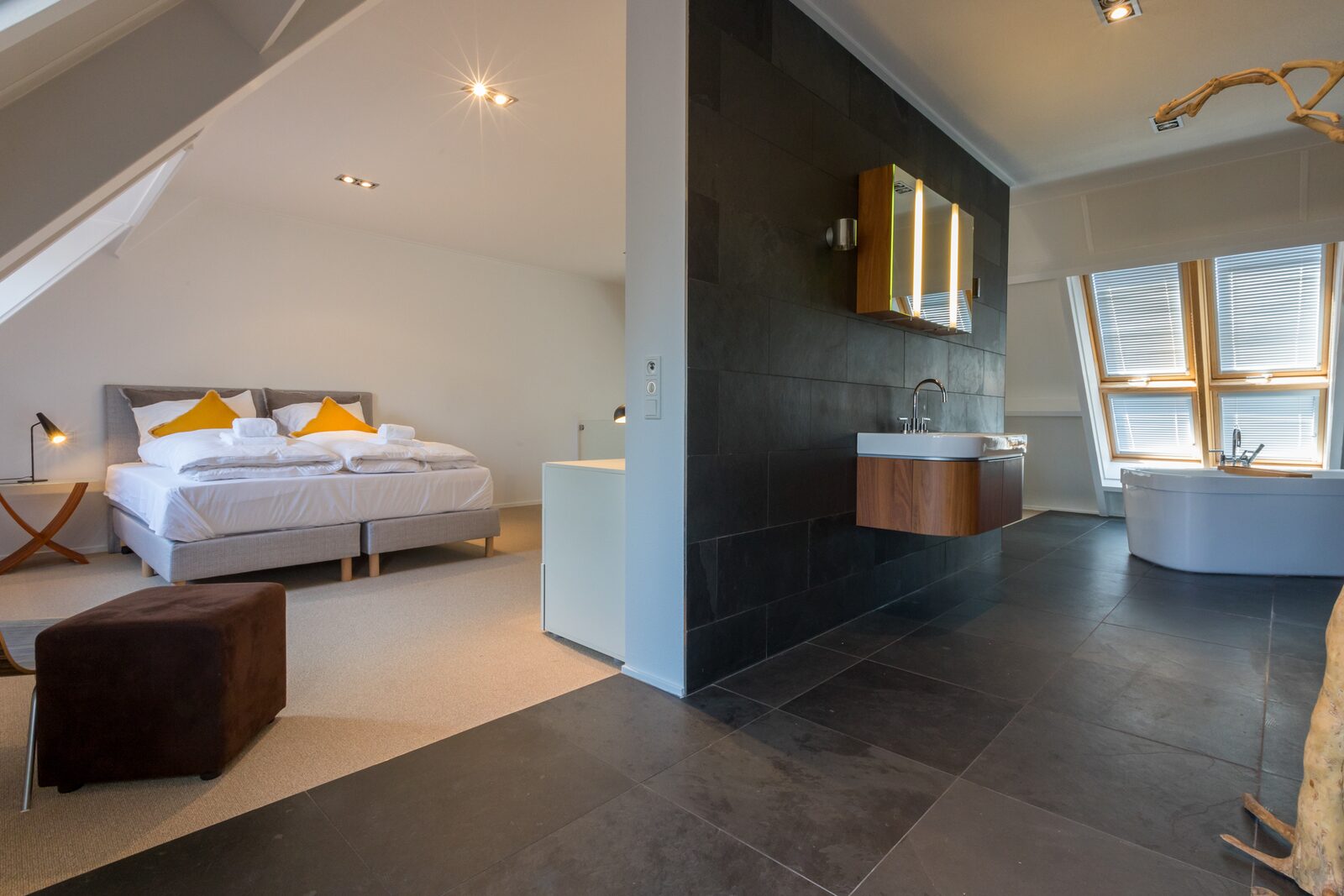 Luxe apartment - Ooststraat 7 | Domburg "IJsvogel"