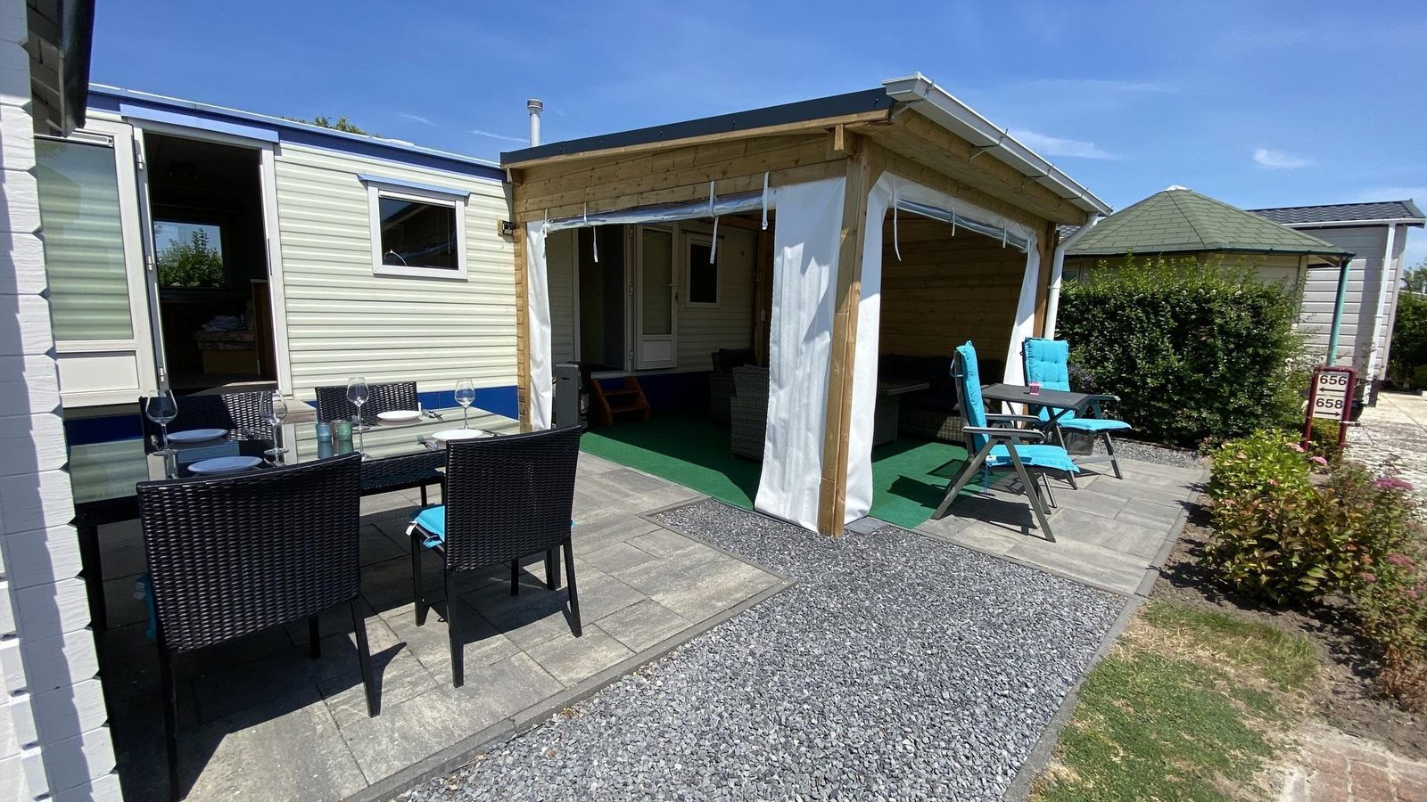 VZ734 Stacaravan Fazant 654 Renesse
