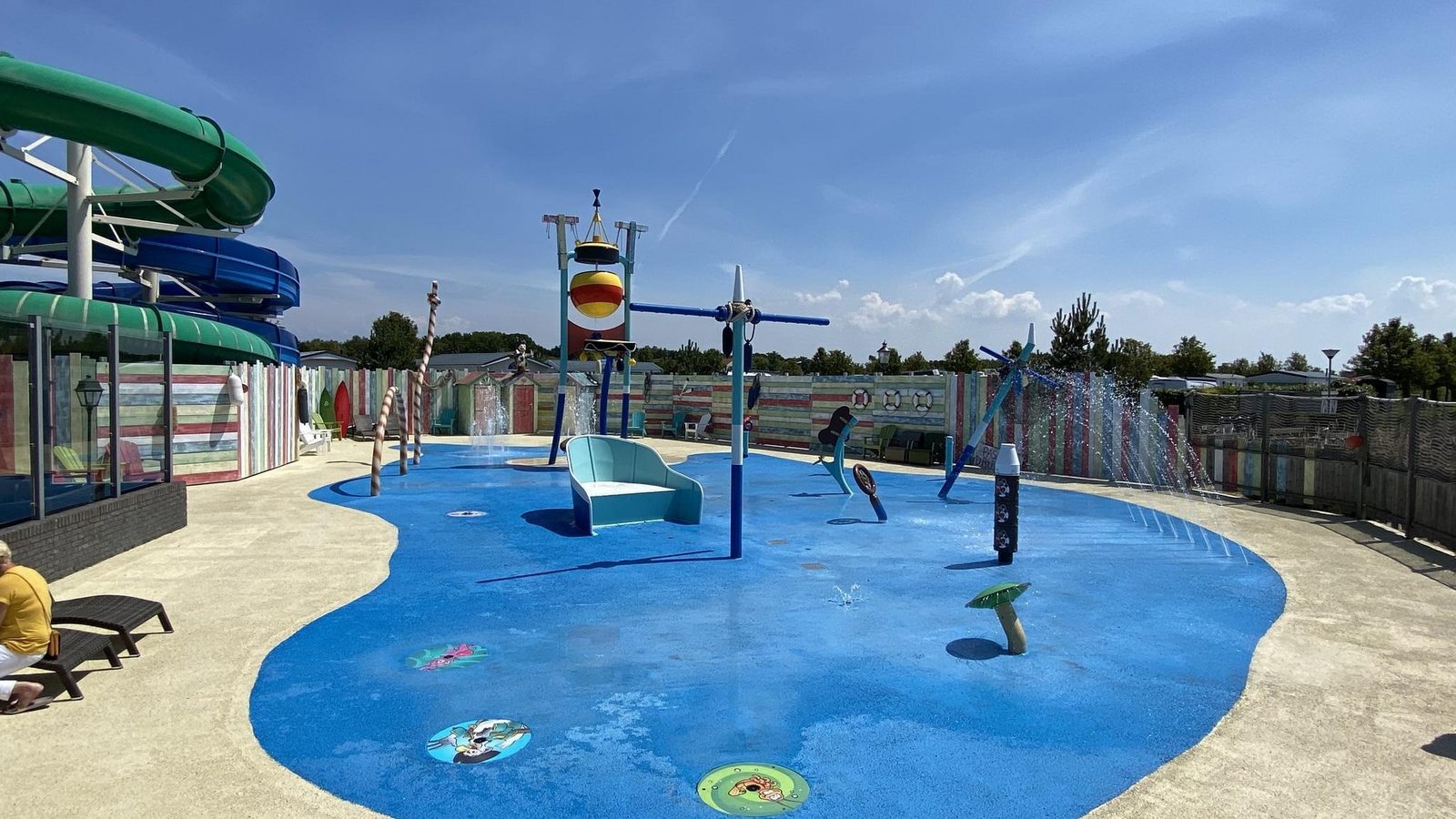 VZ677 Holiday Chalet Duif 272 Renesse