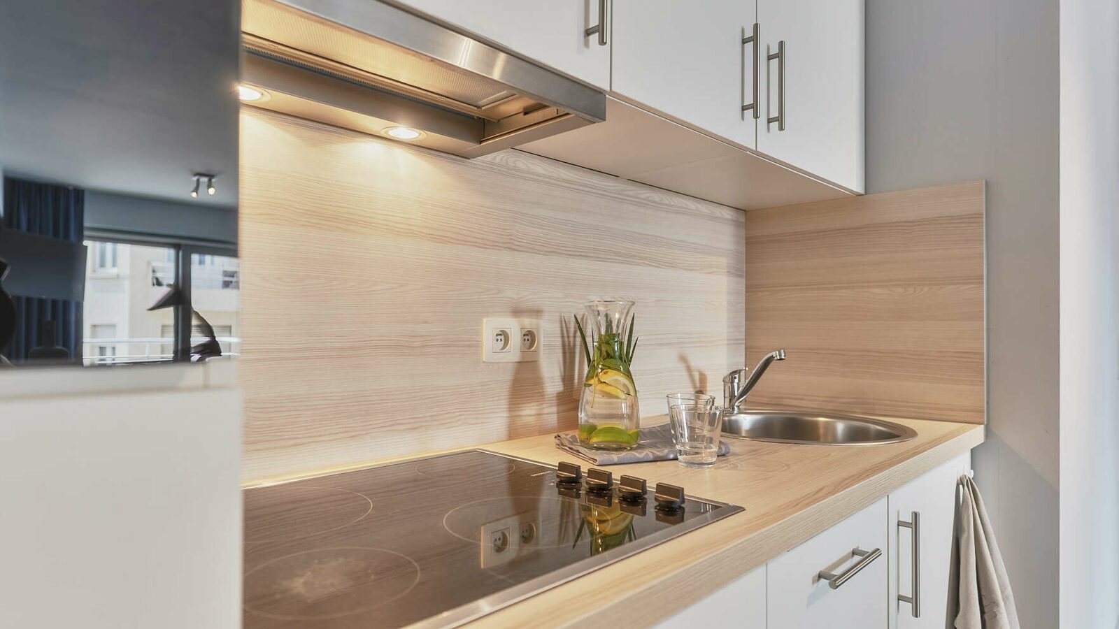 Essential Suite - 2p | Double bed | Partial sea view