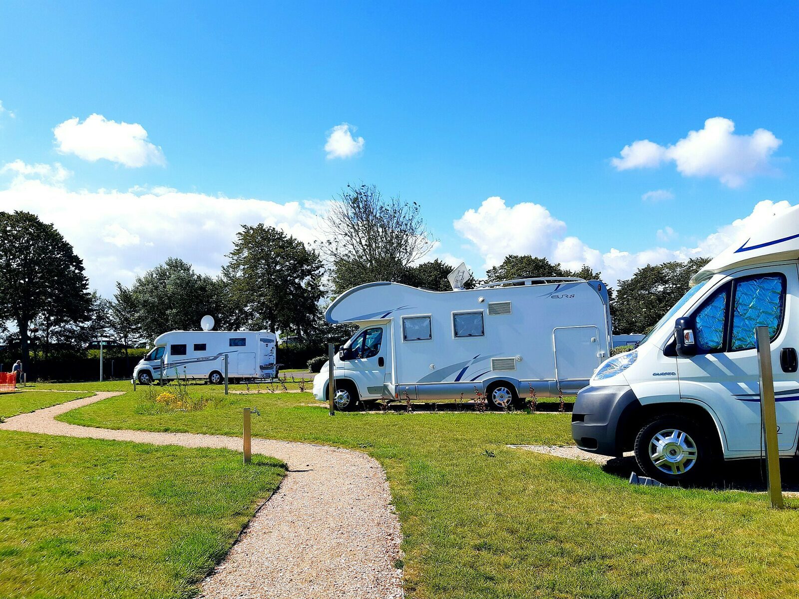Emplacement pour camping-car- 70m²