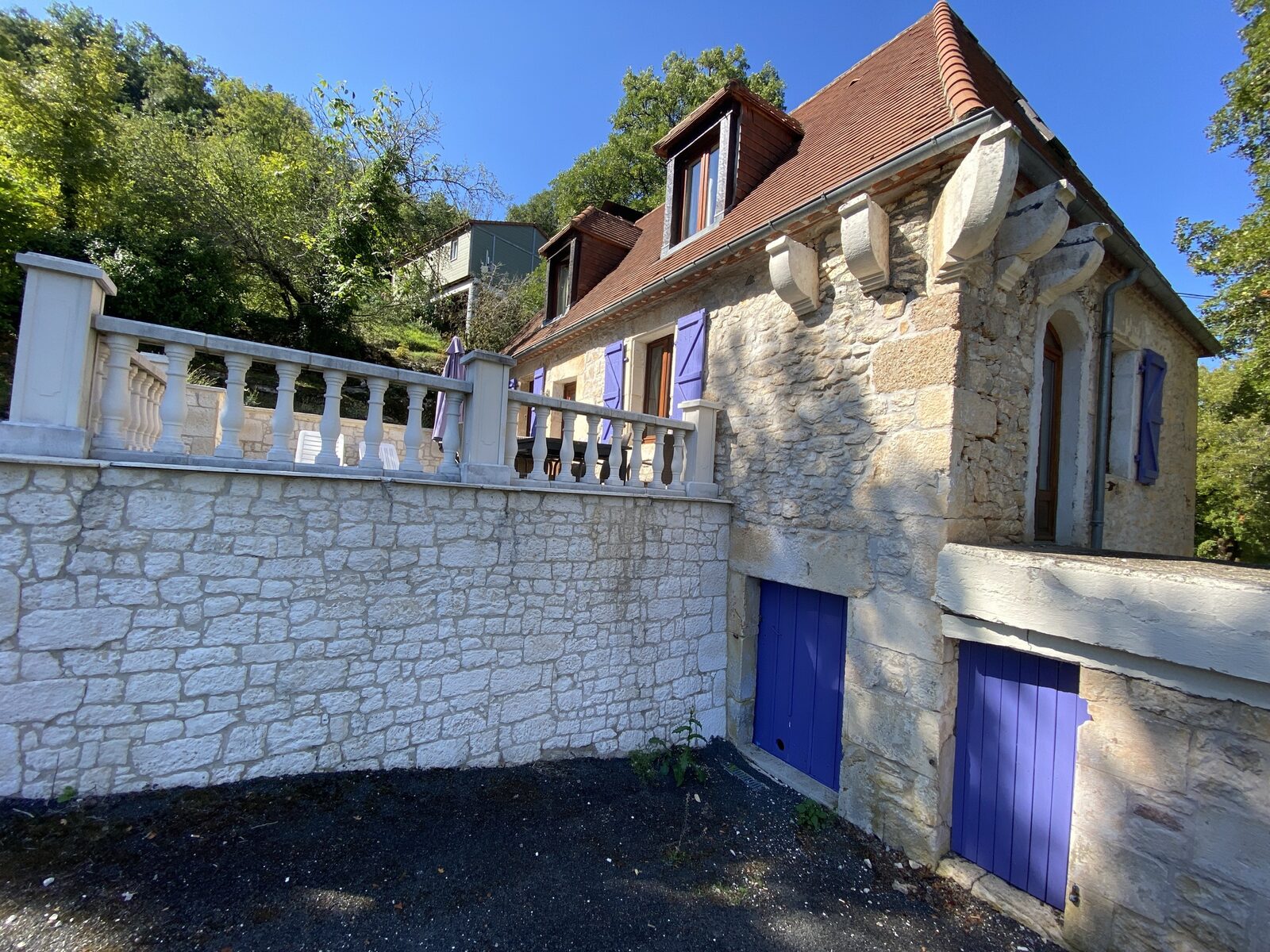 Renovated farm Domaine Versailles