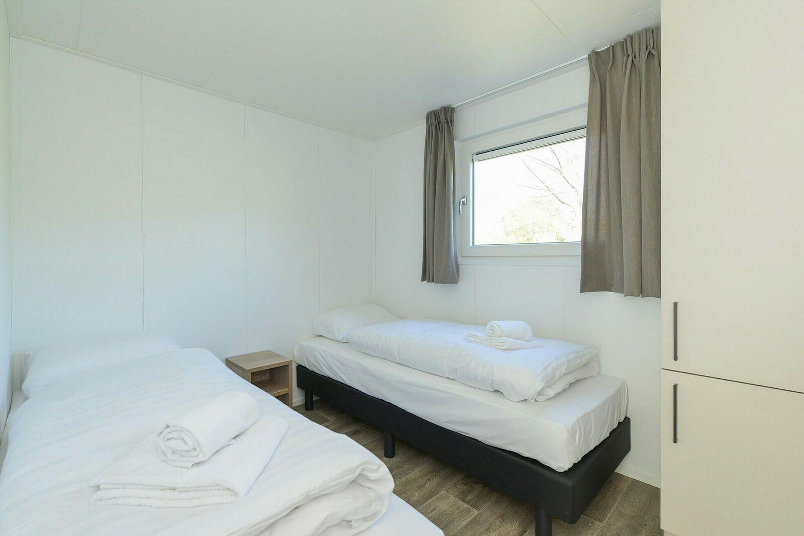 Chalet 4 Personen - Vakantiepark Hart van Zeeland | Heinkenszand