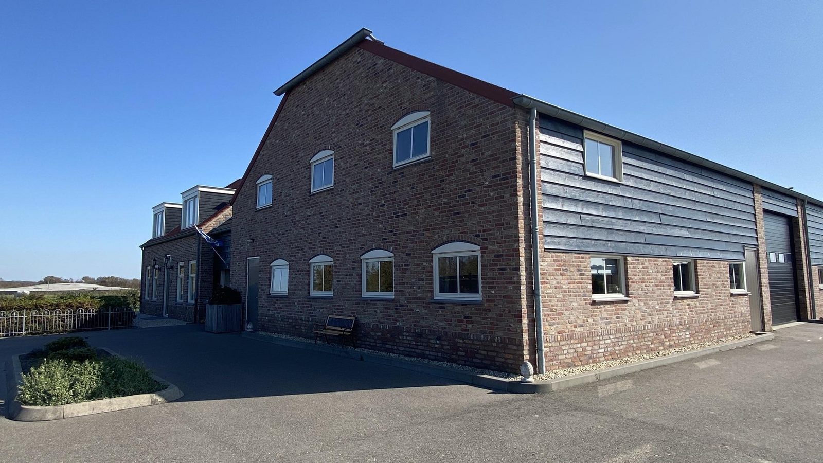 VZ471 Brand New Home Veere