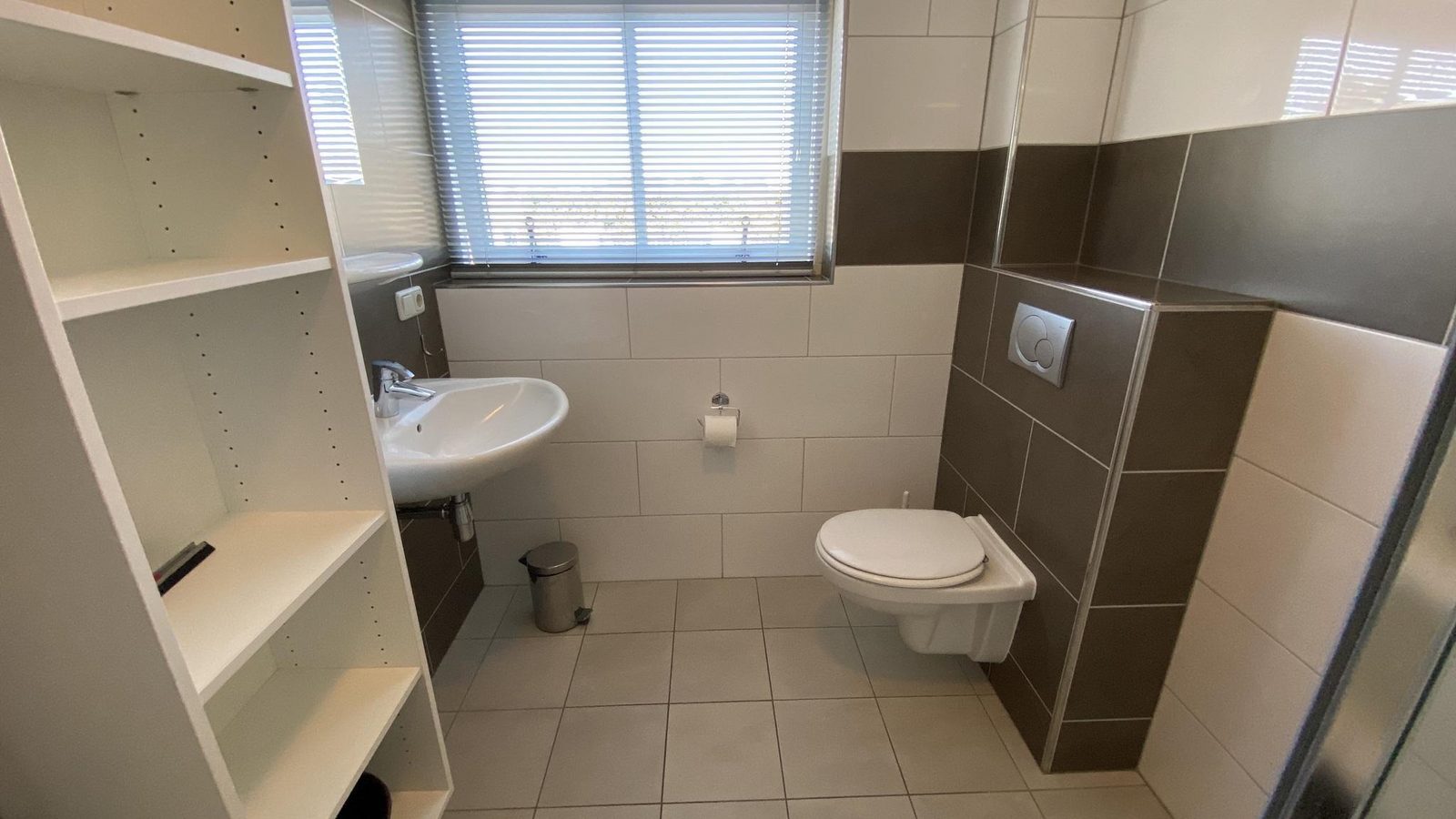 VZ471 Brand New Home Veere