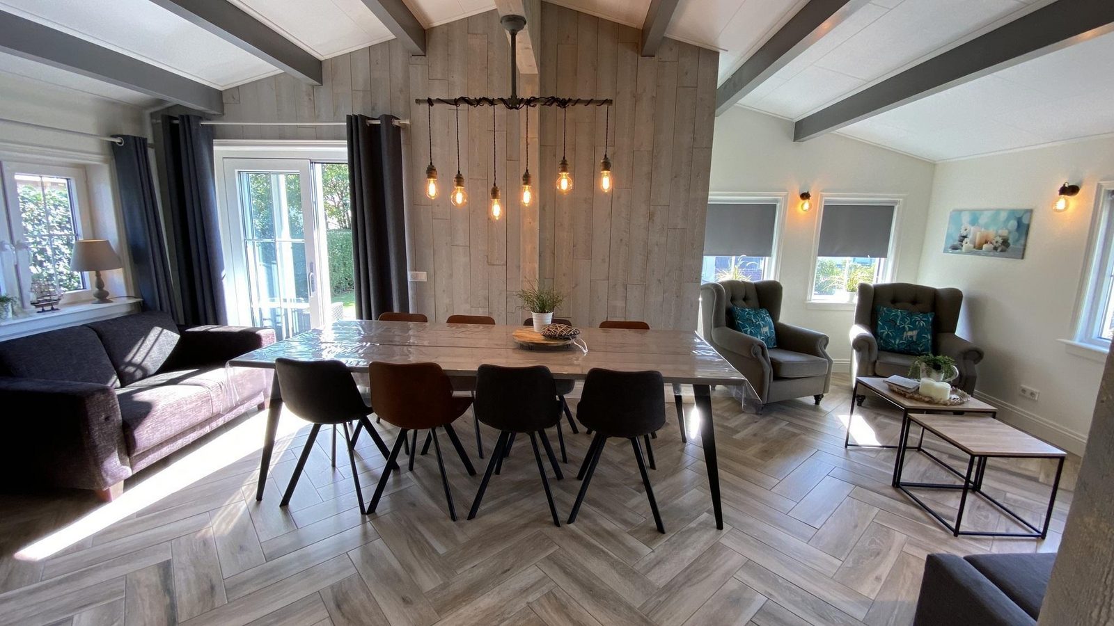 VZ866 Holiday chalet in Sint Annaland