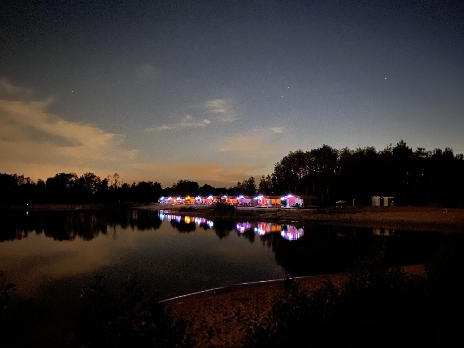 Ingerichte bungalowtent  |  6 Personen