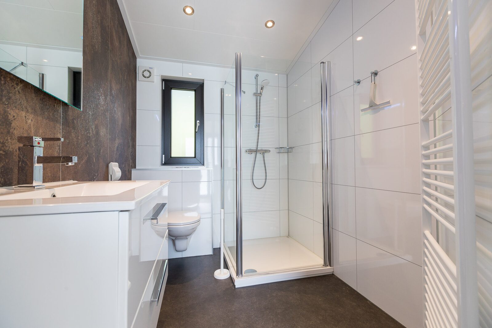 Bos Lodge Eco 55 4 Personen mit Hottub