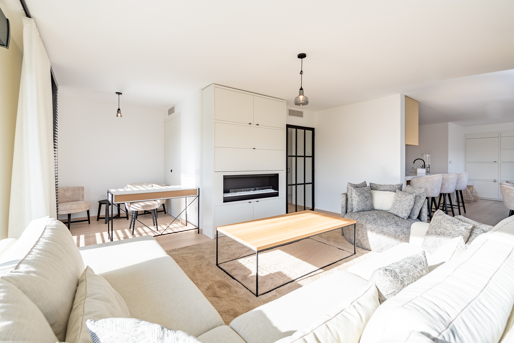 Ultra premium duplex penthouse for 9 people with 3 bedrooms & spacious terrace