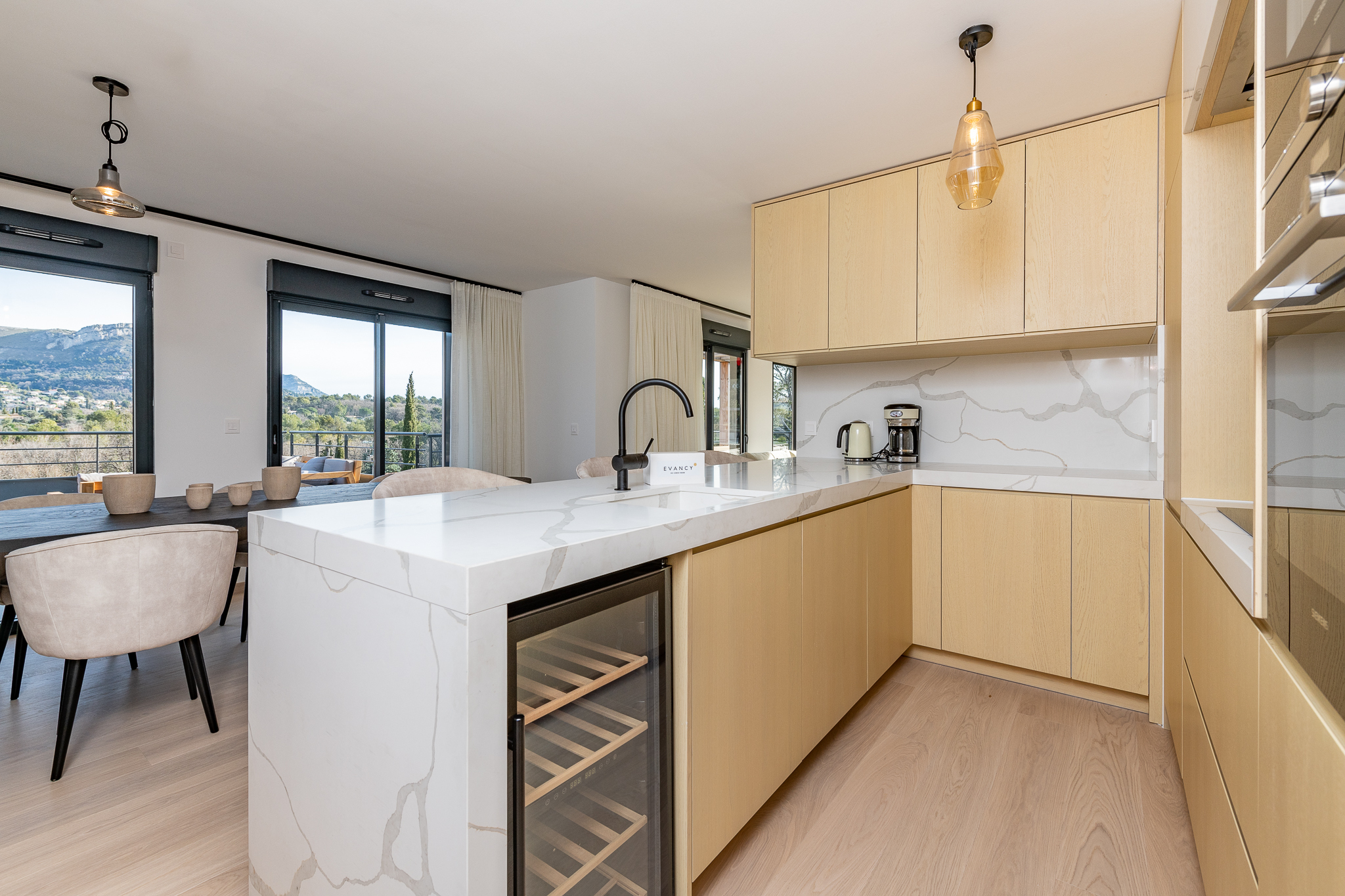 Ultra premium duplex penthouse for 9 people with 3 bedrooms & spacious terrace