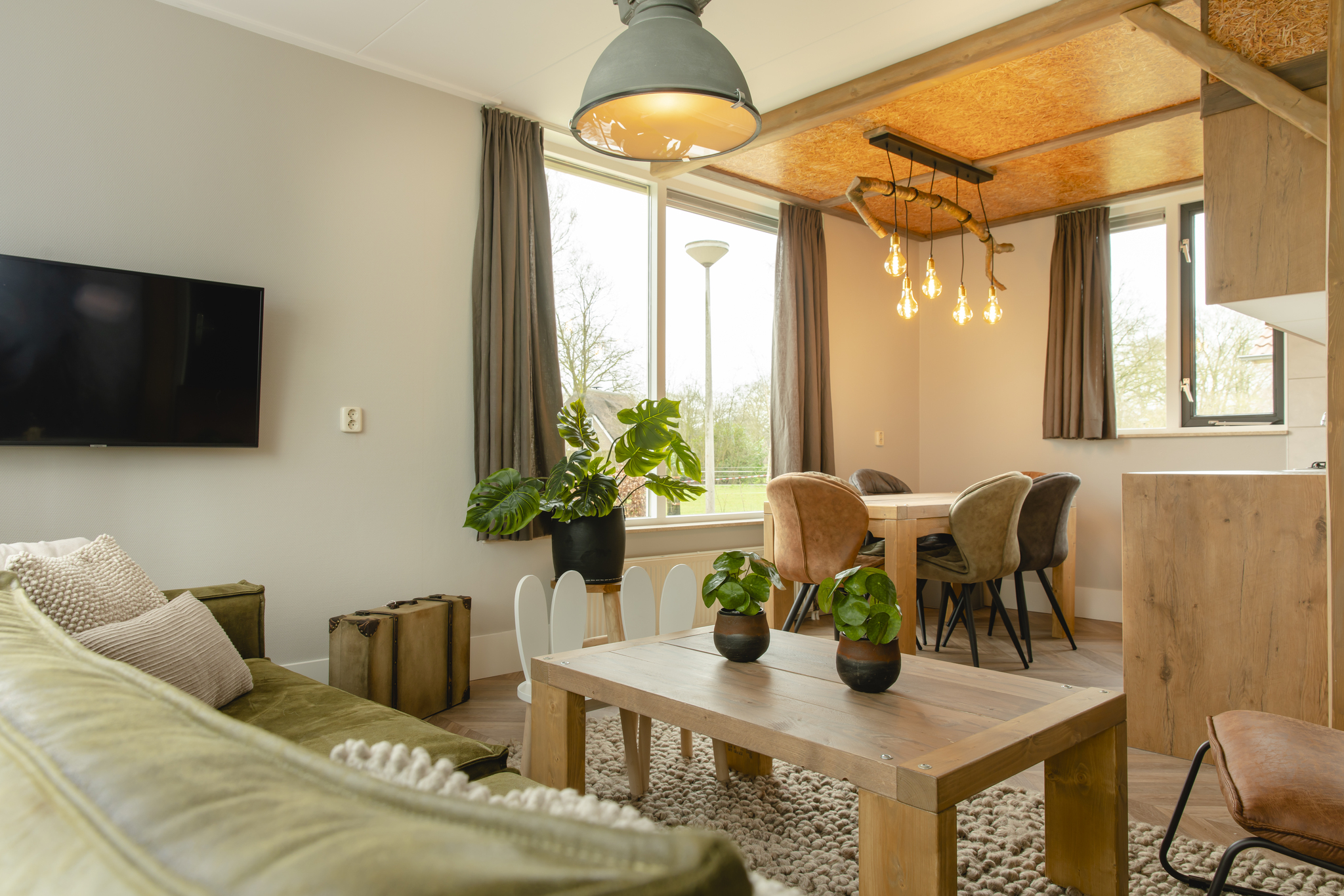 5-person-baby-childrens-bungalow