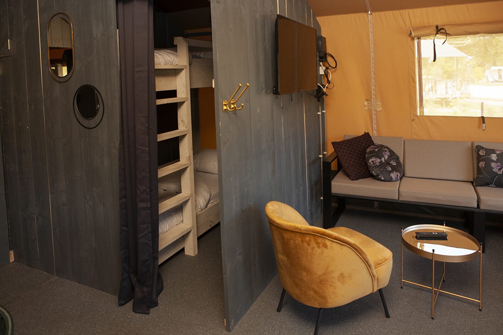 Safarihütte XL für 8 Personen